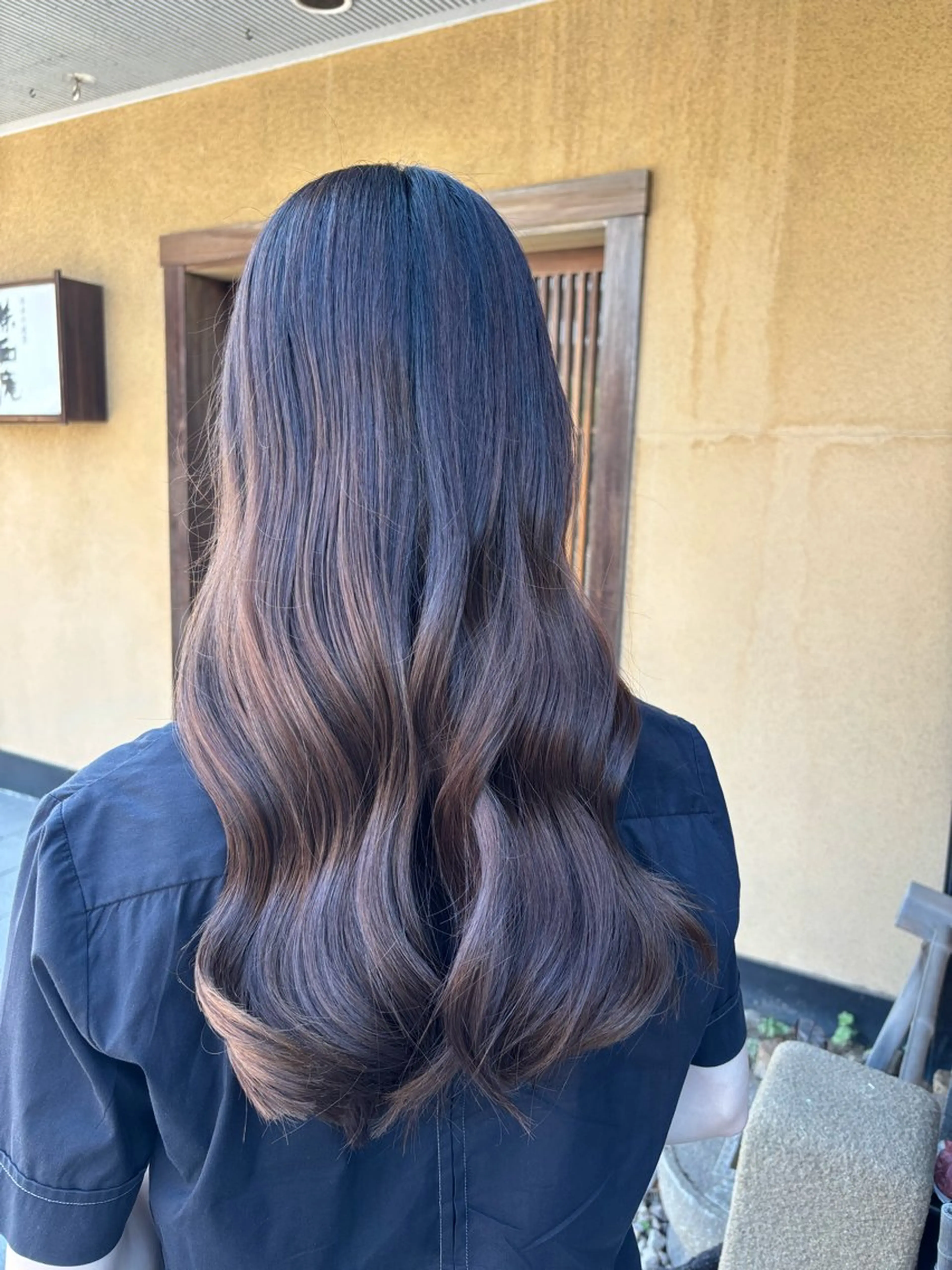 ロング カラー 浦川 麗美のヘアスタイル