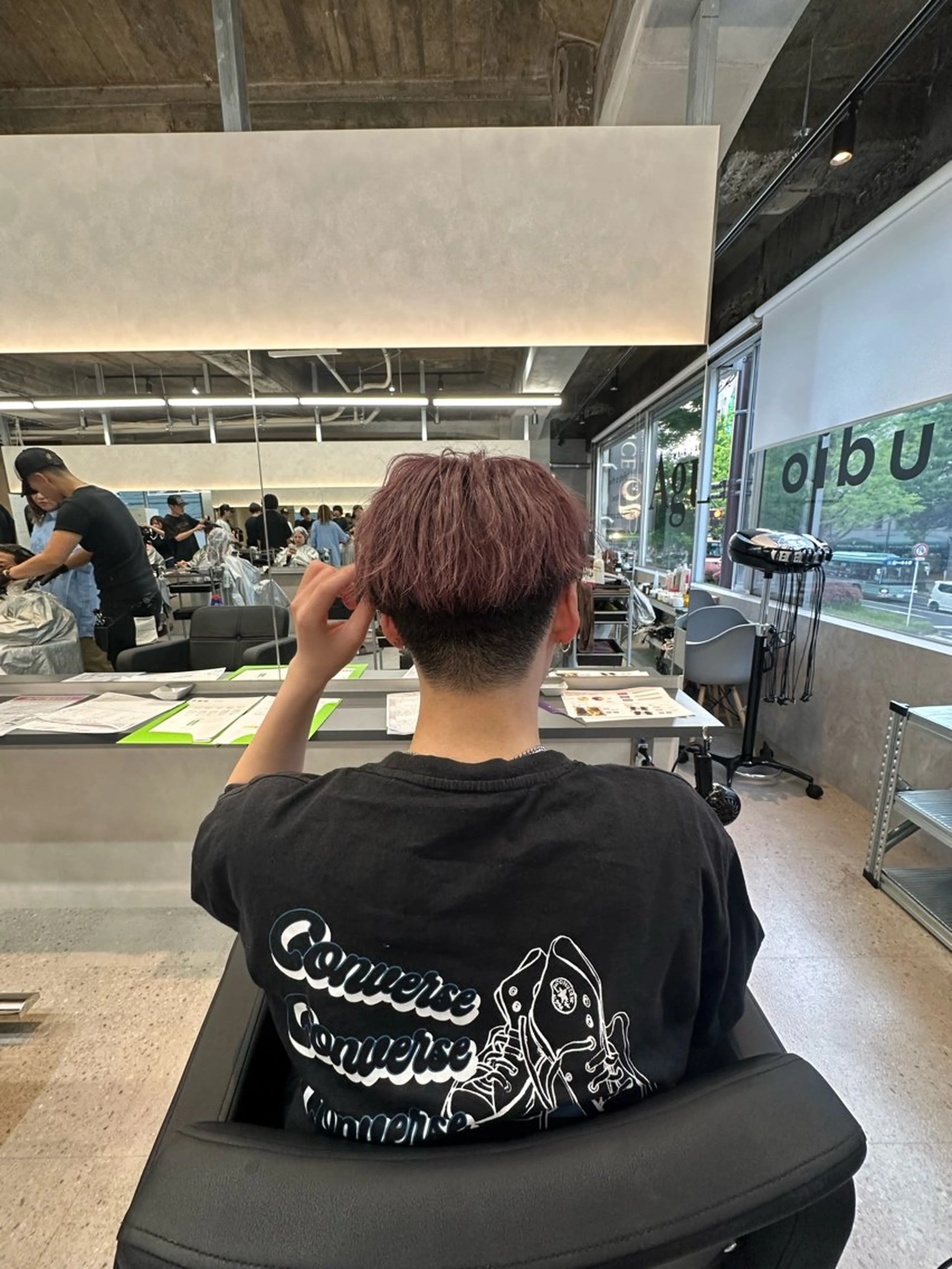 カラー メンズ レッドカラー バイオレットカラー ヘアカラー 野口 綾夏のヘアスタイル