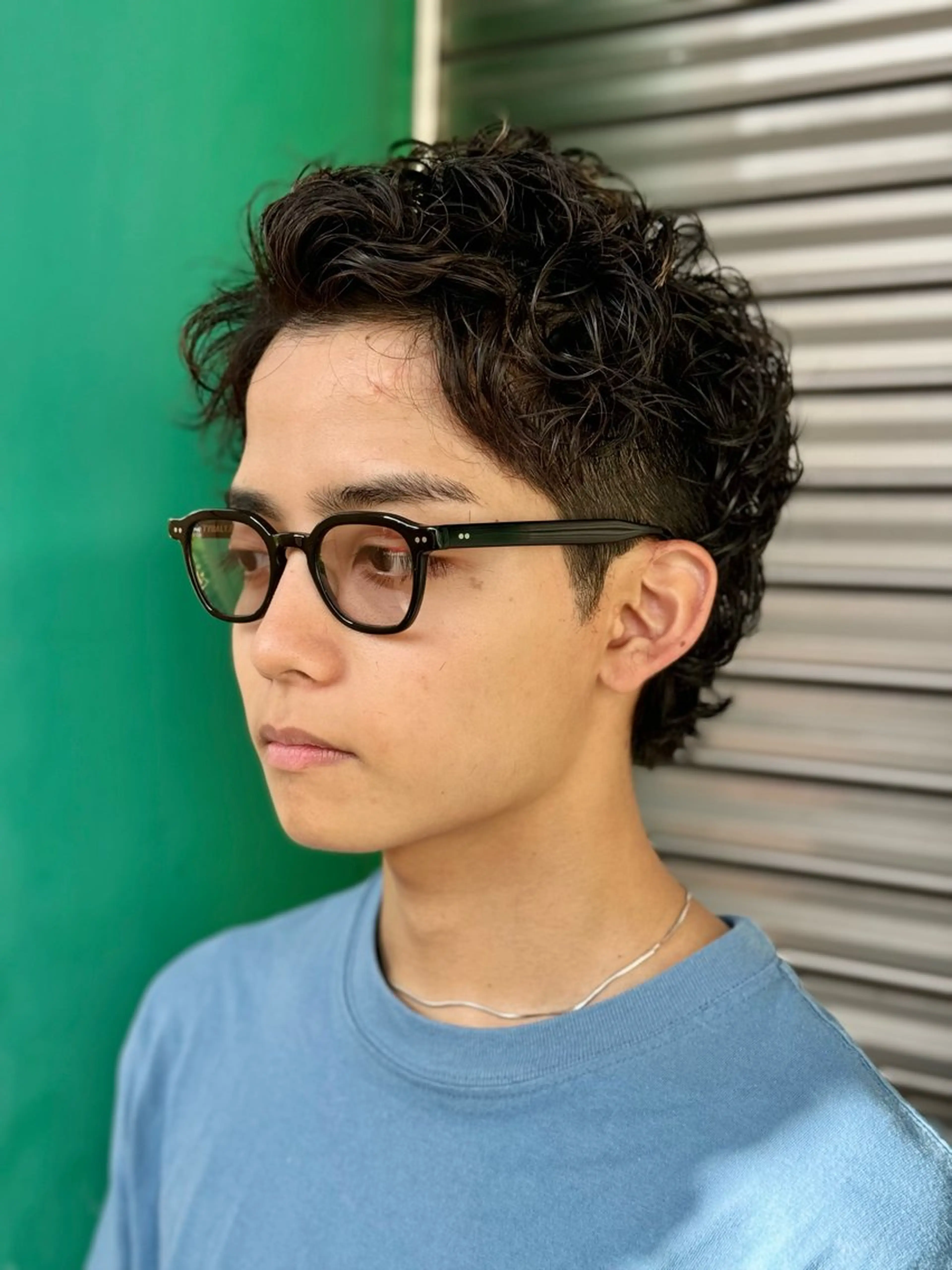 ミディアム パーマ メンズ パーマ Eowl hair&spa所属・ヘントナ カイのヘアスタイル