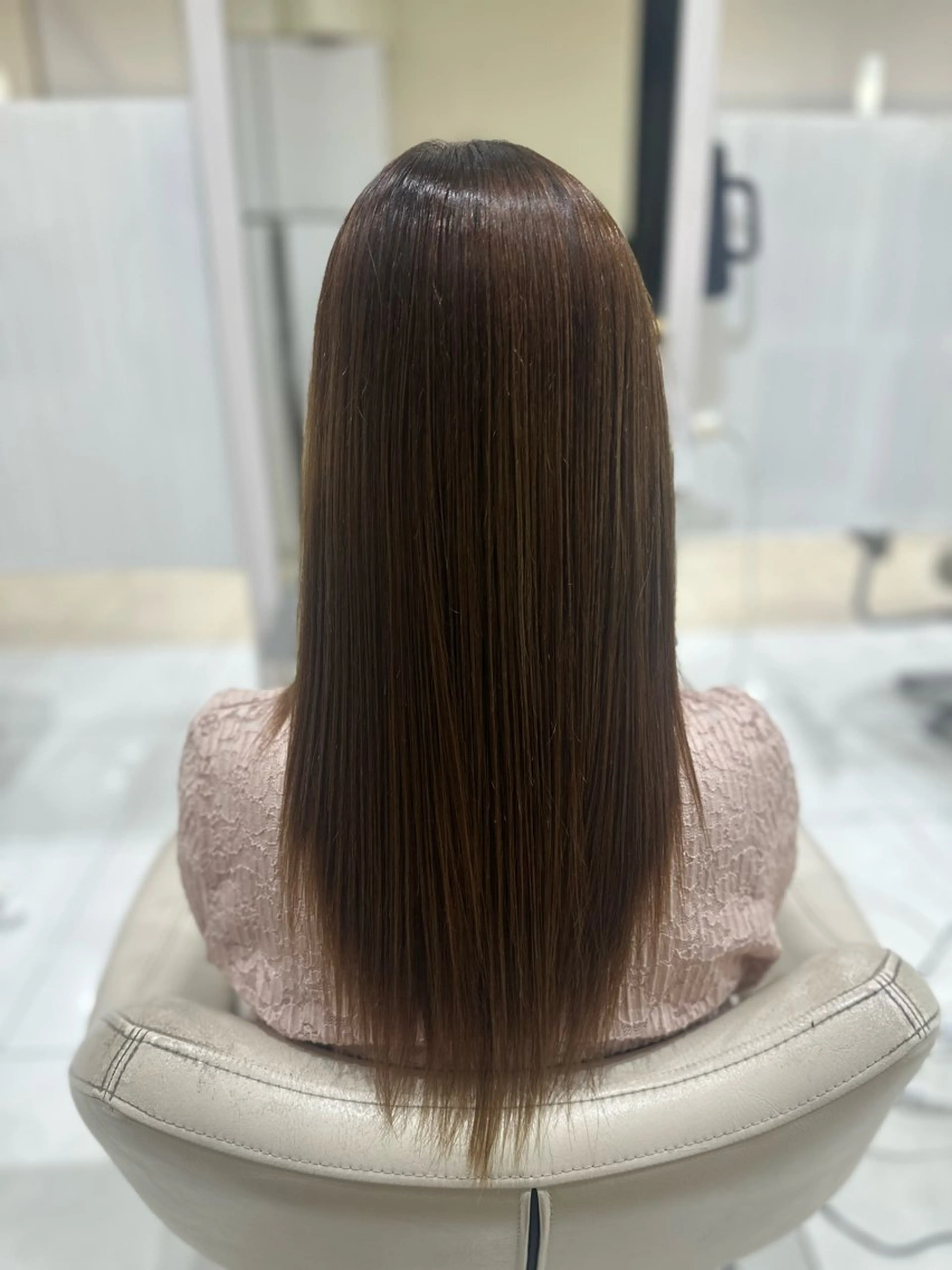 セミロング スガト 🎨透明感カラー✨️のヘアスタイル