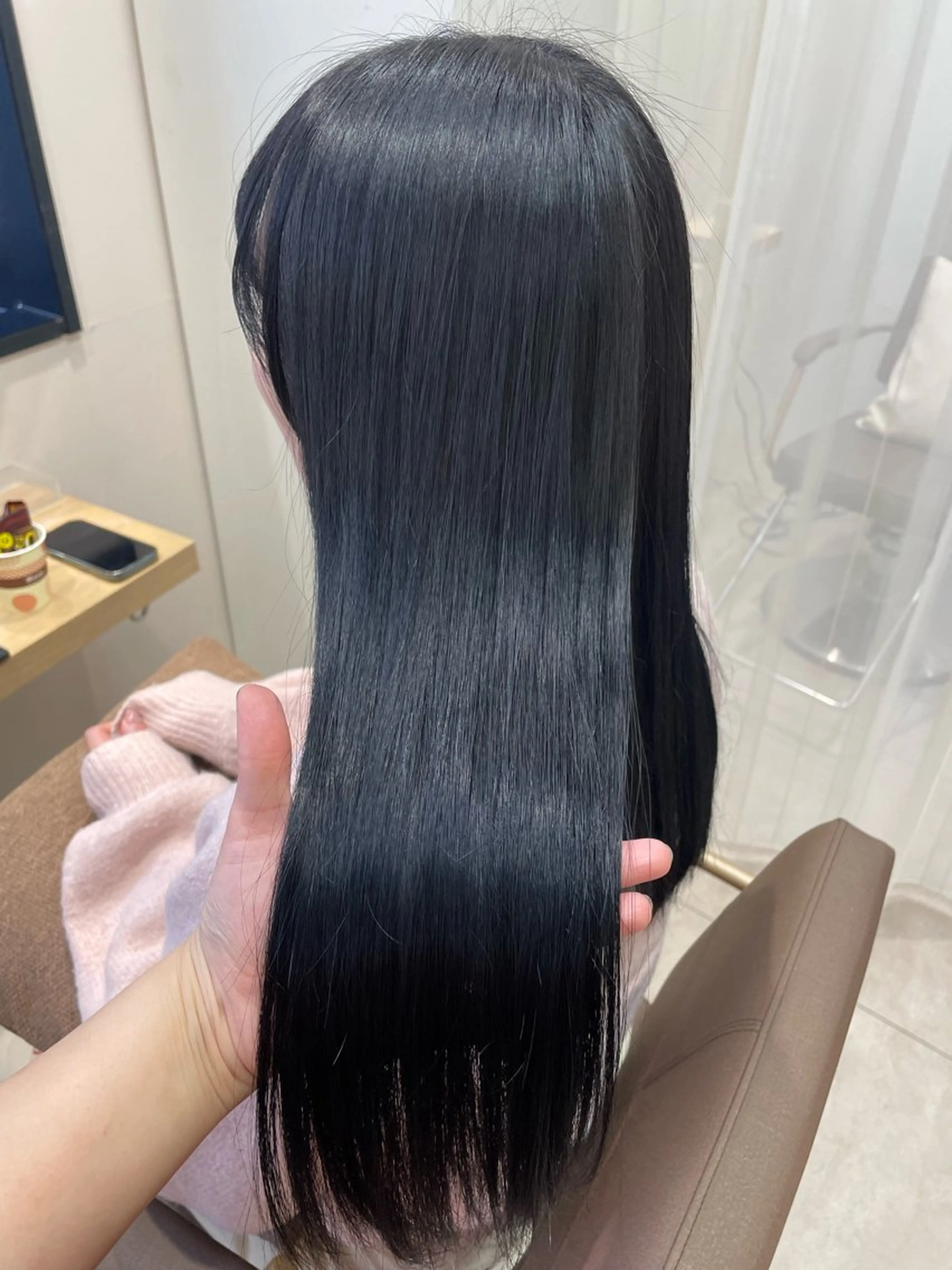 セミロング カラー 黒髪 ブルーカラー ブルーブラック 透明感カラー 🫧‎🤍oto /ゆきの🤍🫧のヘアスタイル