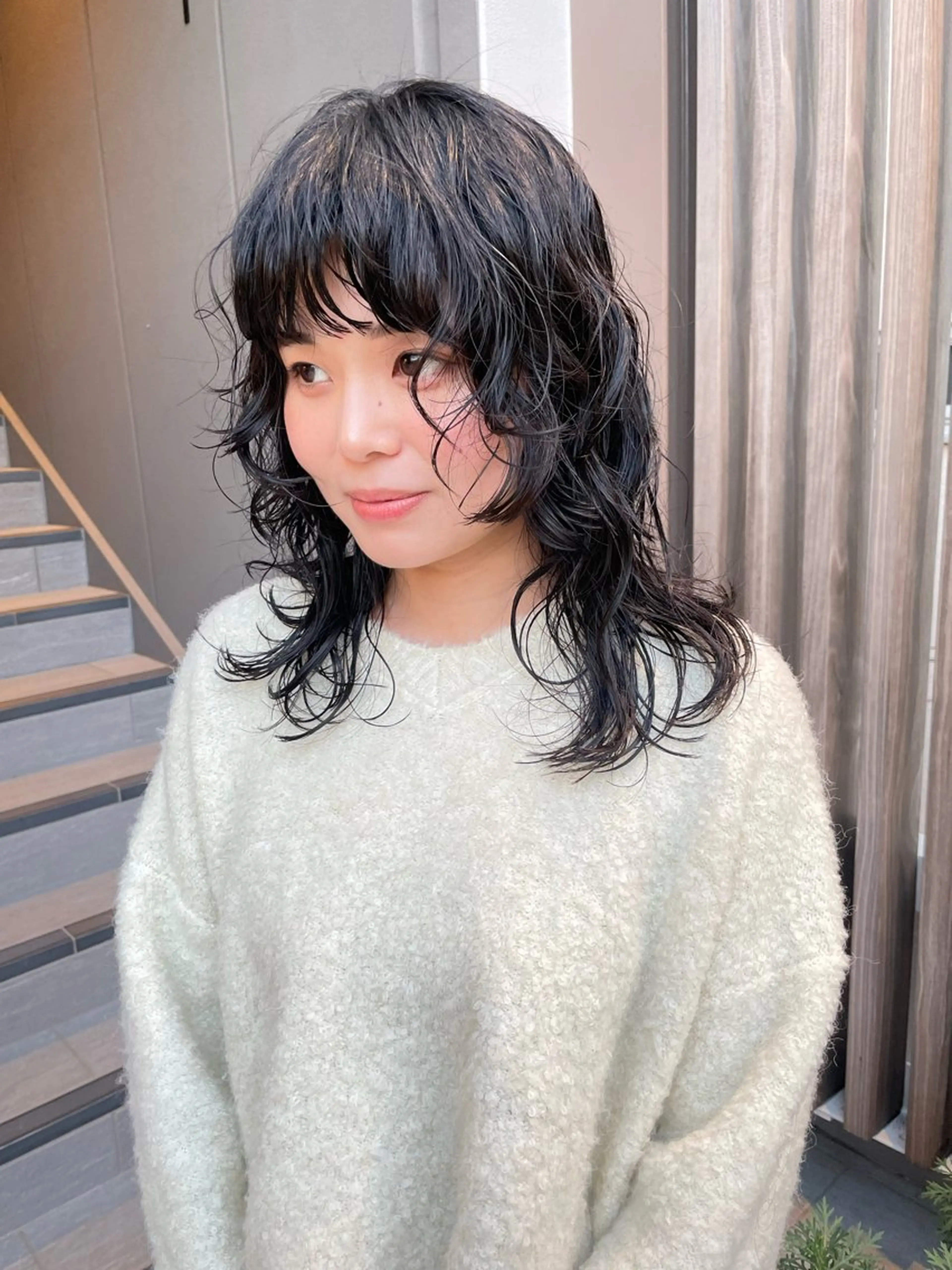 ミディアム パーマ 吉江 結菜のヘアスタイル