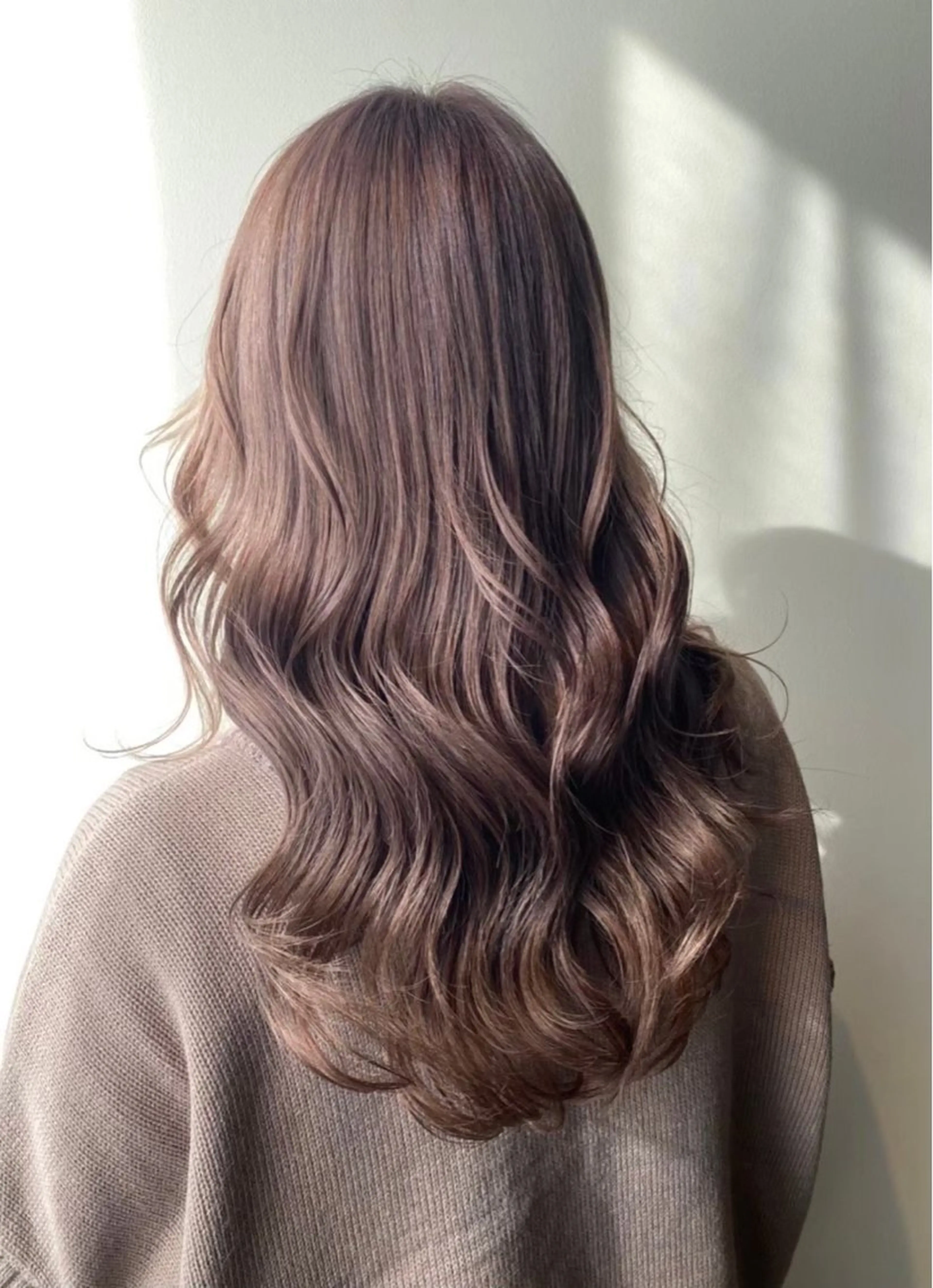 セミロング カラー 🎨デザイン🥇 美髪・艶髪 日暮千敬のヘアスタイル