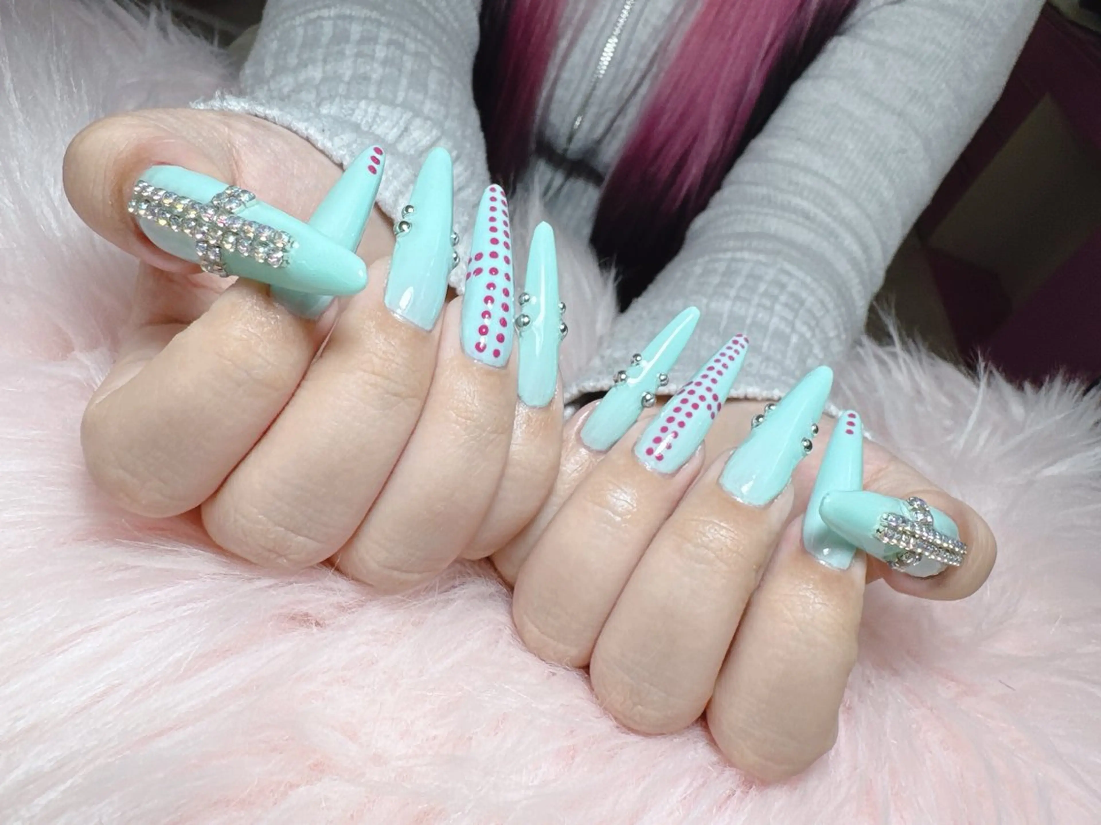 ネイル アートネイル ドット 長さ出し ネイルチップ MignonReve ☺︎MIYUのネイルデザイン