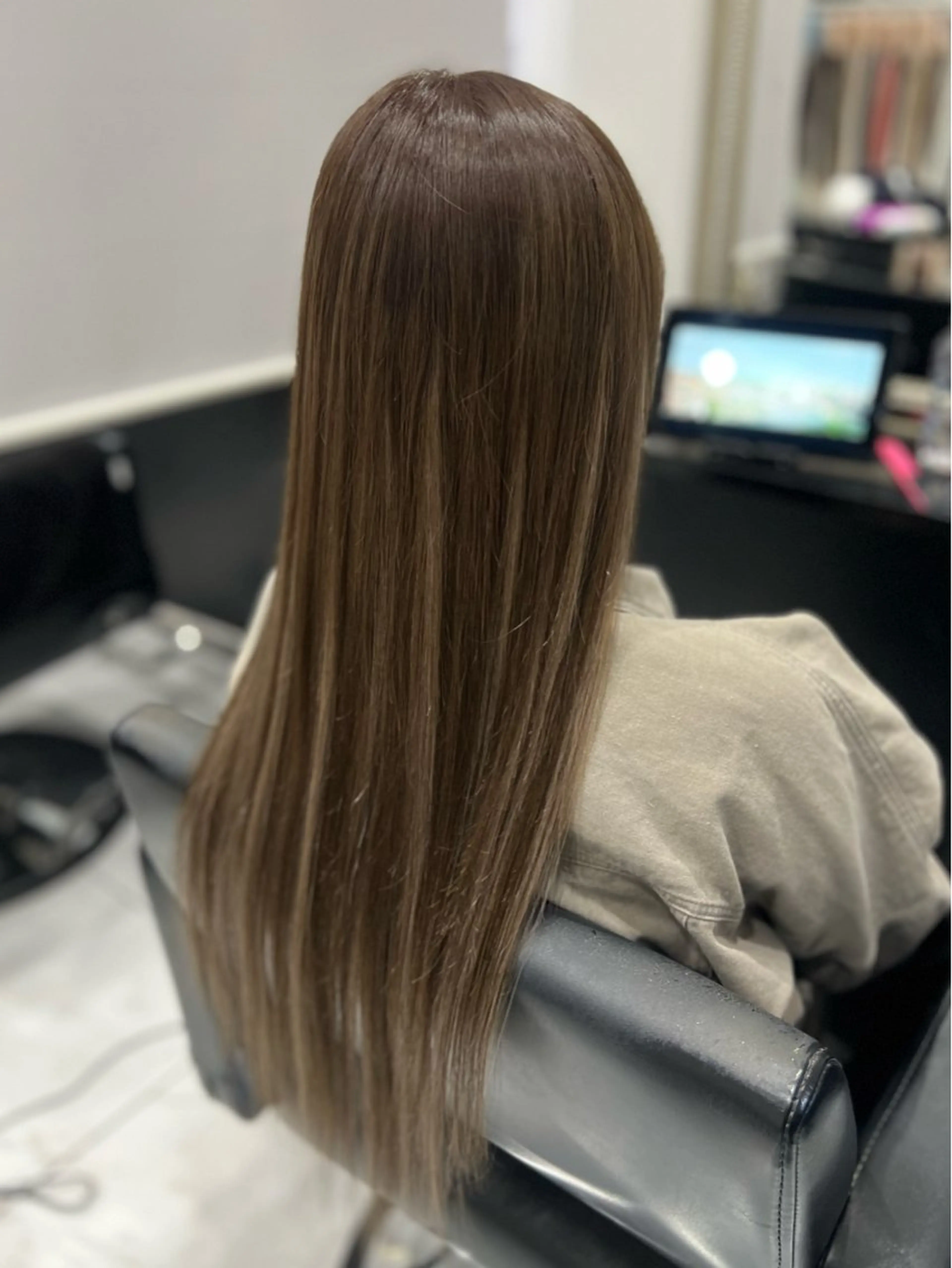 ロング カラー プルエクステ アッシュ ブラウンカラー ナチュラルブラウン エクステ ヘアカラー トリートメント エクステ YUDU🍊 germe/ジェルムのヘアスタイル