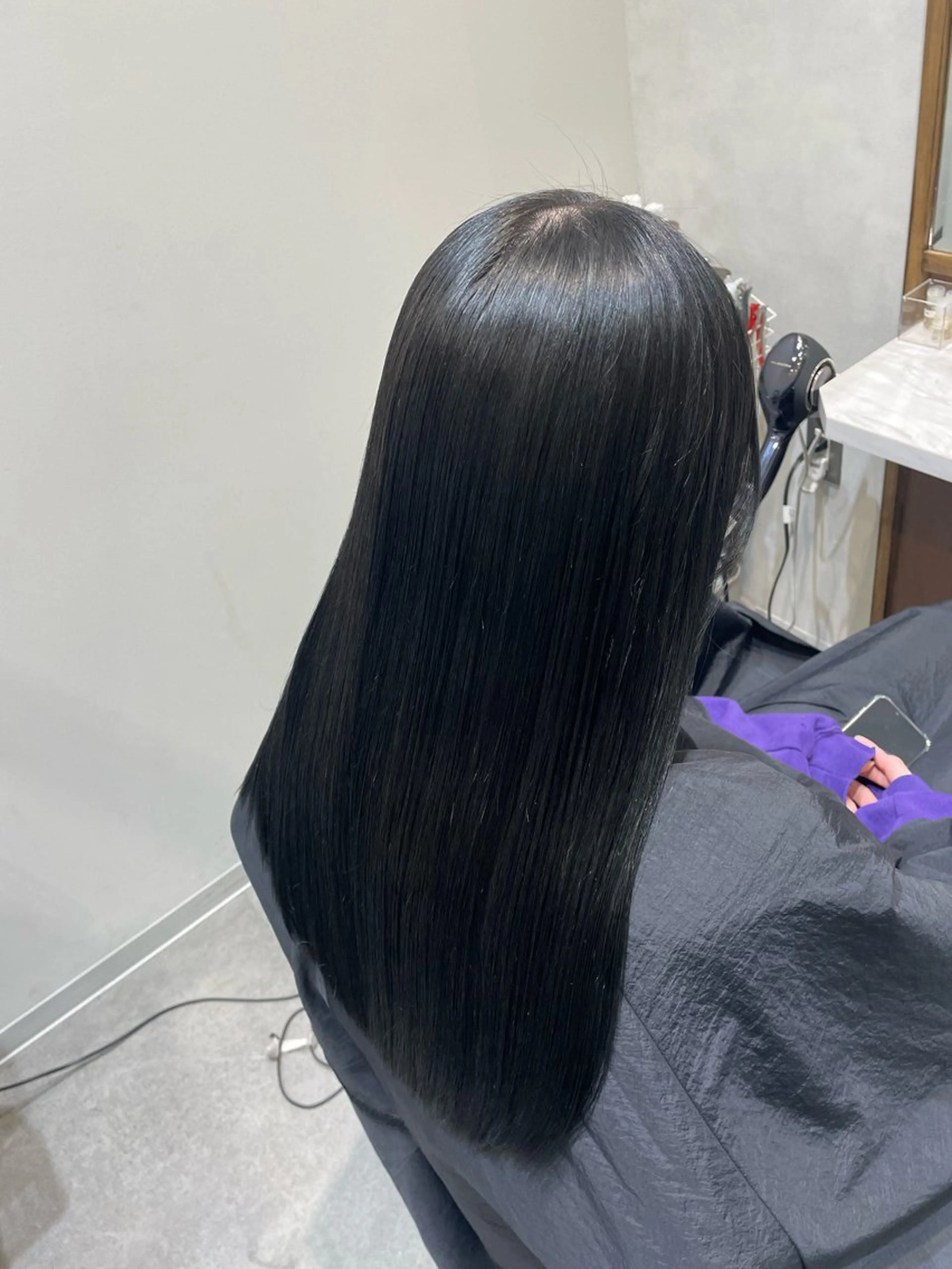 ロング 縮毛矯正 荒木 理緒のヘアスタイル