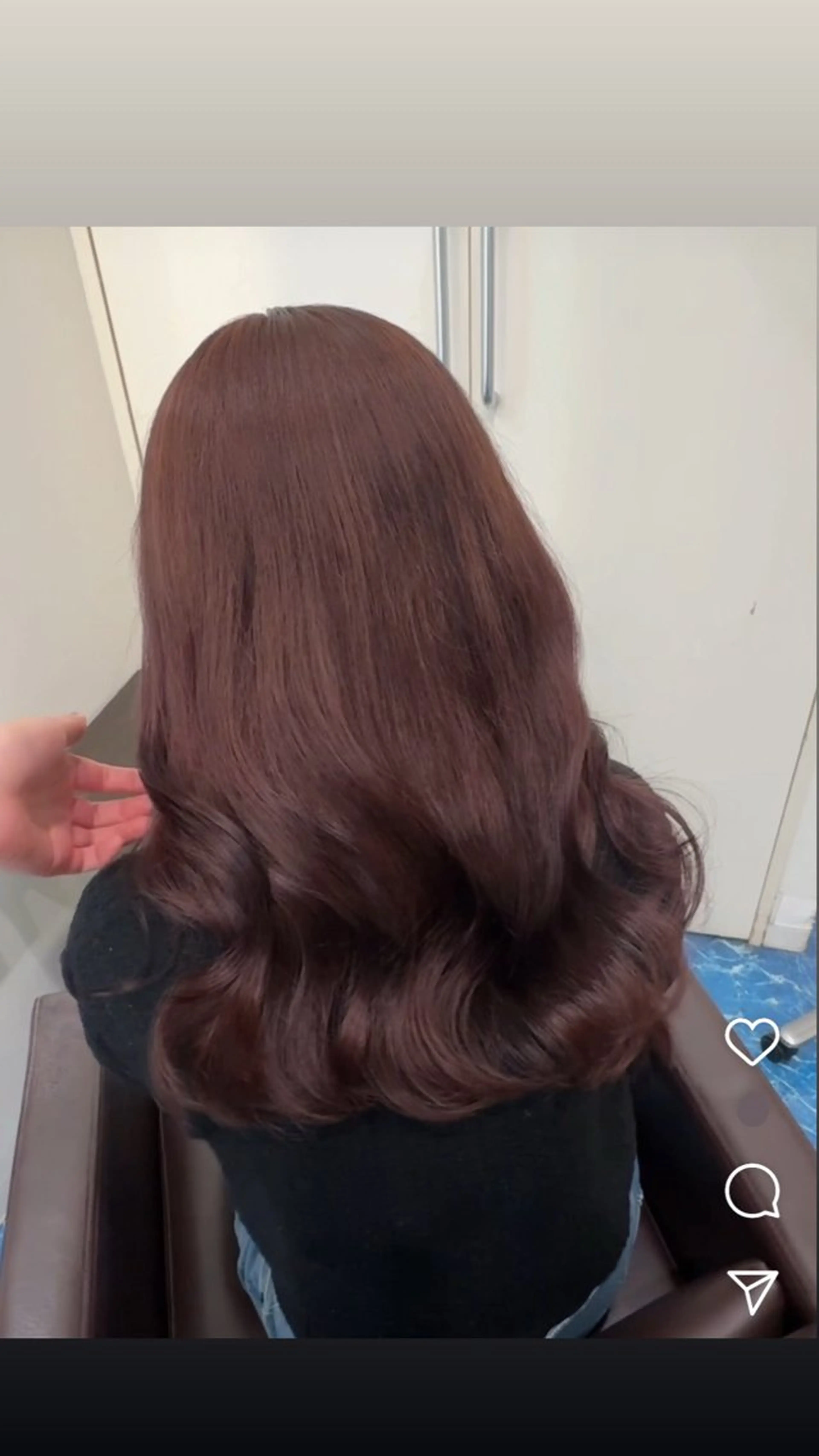 ロング 井上 彩加のヘアスタイル