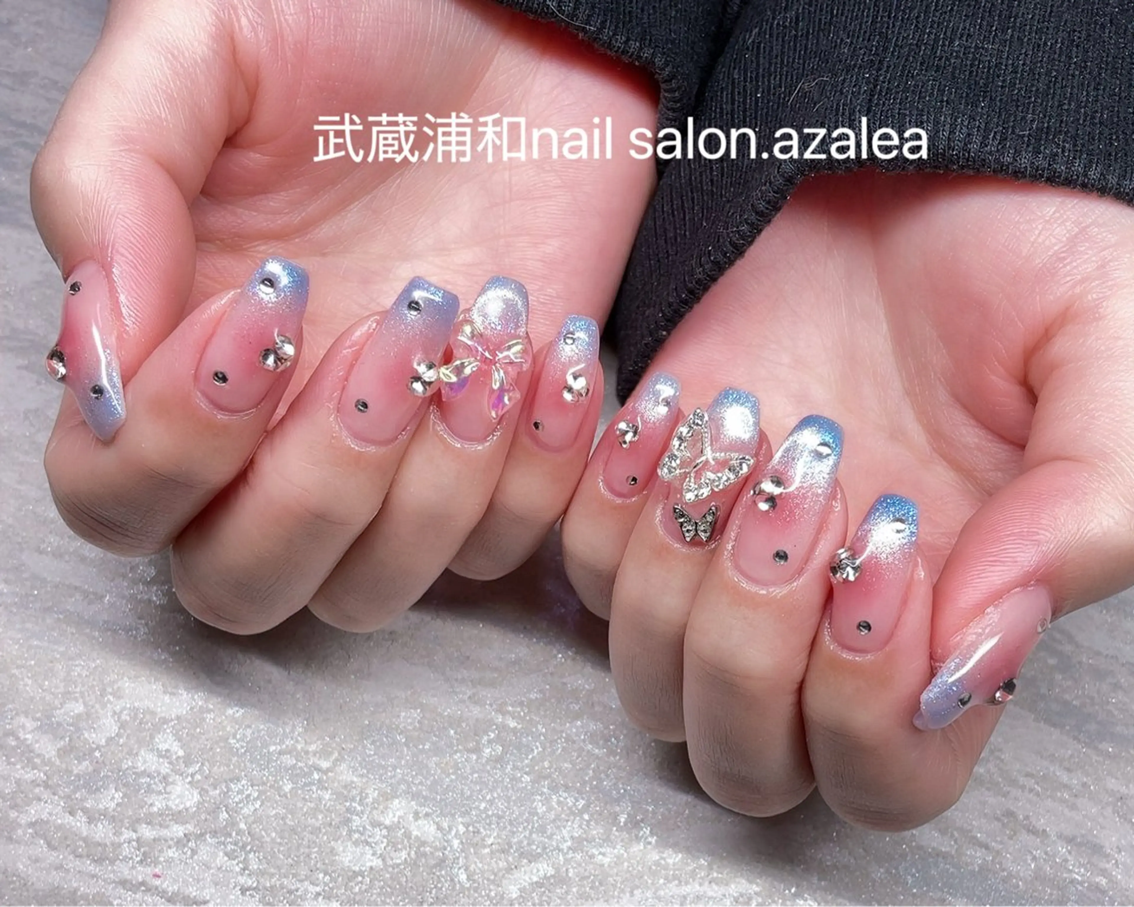 ネイル ハンドネイル R inのネイルデザイン