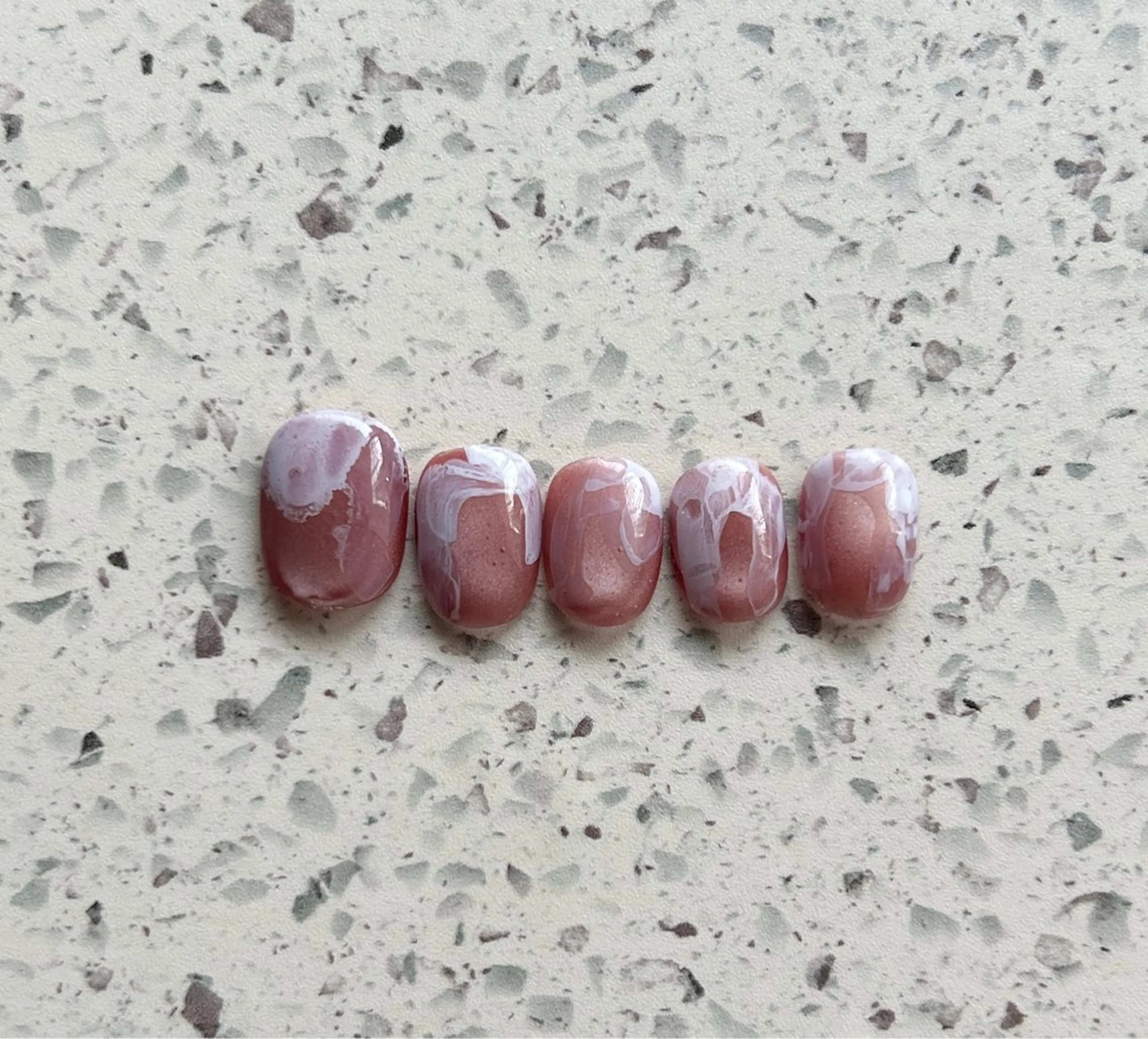 ネイル アートネイル マグネットネイル フリーランス¨̮⃝ ネイリストOKADAのネイルデザイン