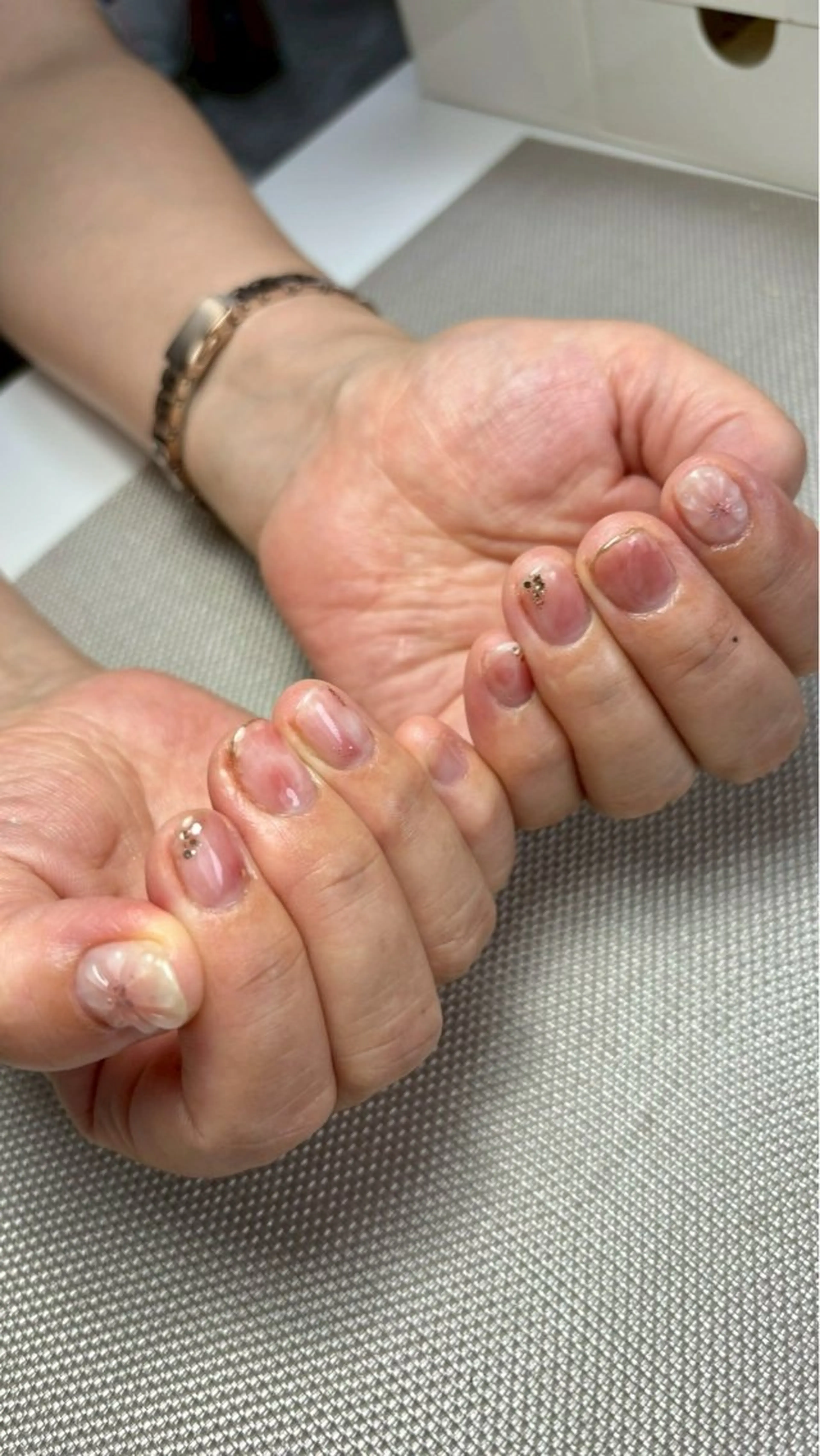 ネイル ピンク ぷっくりネイル 黄色 AND mielのネイルデザイン