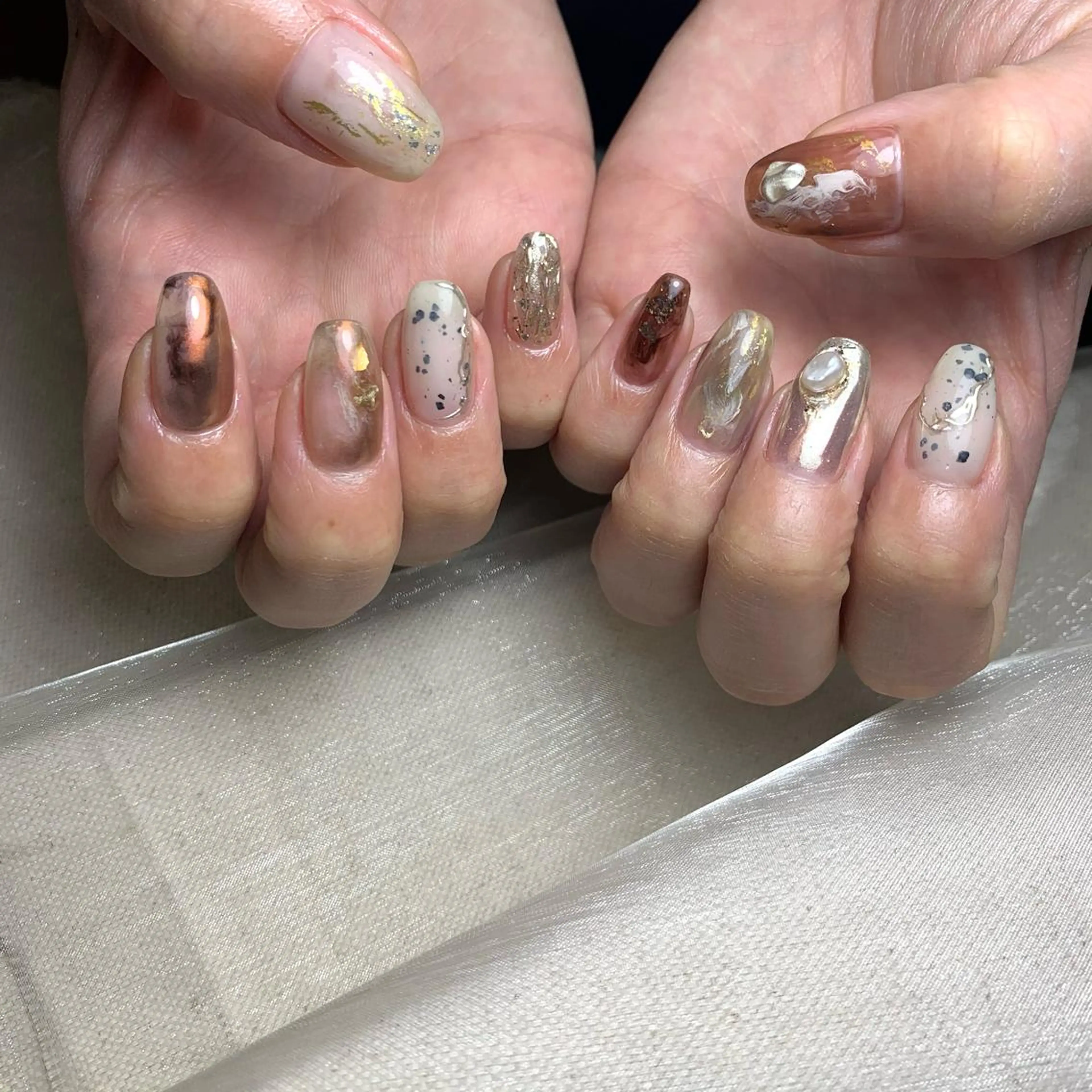 ネイル ハンドネイル repos~ルポ~所属・里見 麗のネイルデザイン