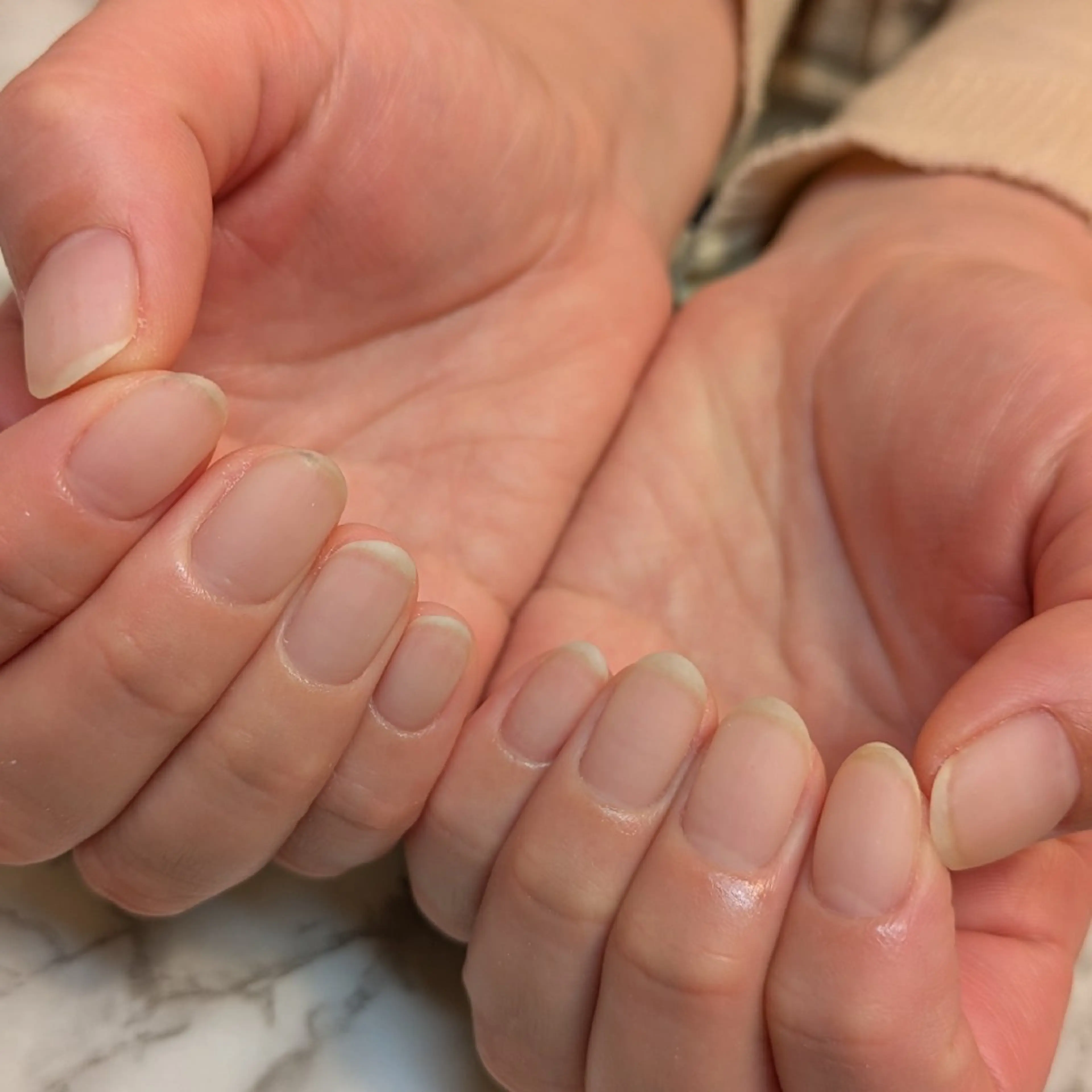 ネイル ジェヌインネイル 河内のネイルデザイン