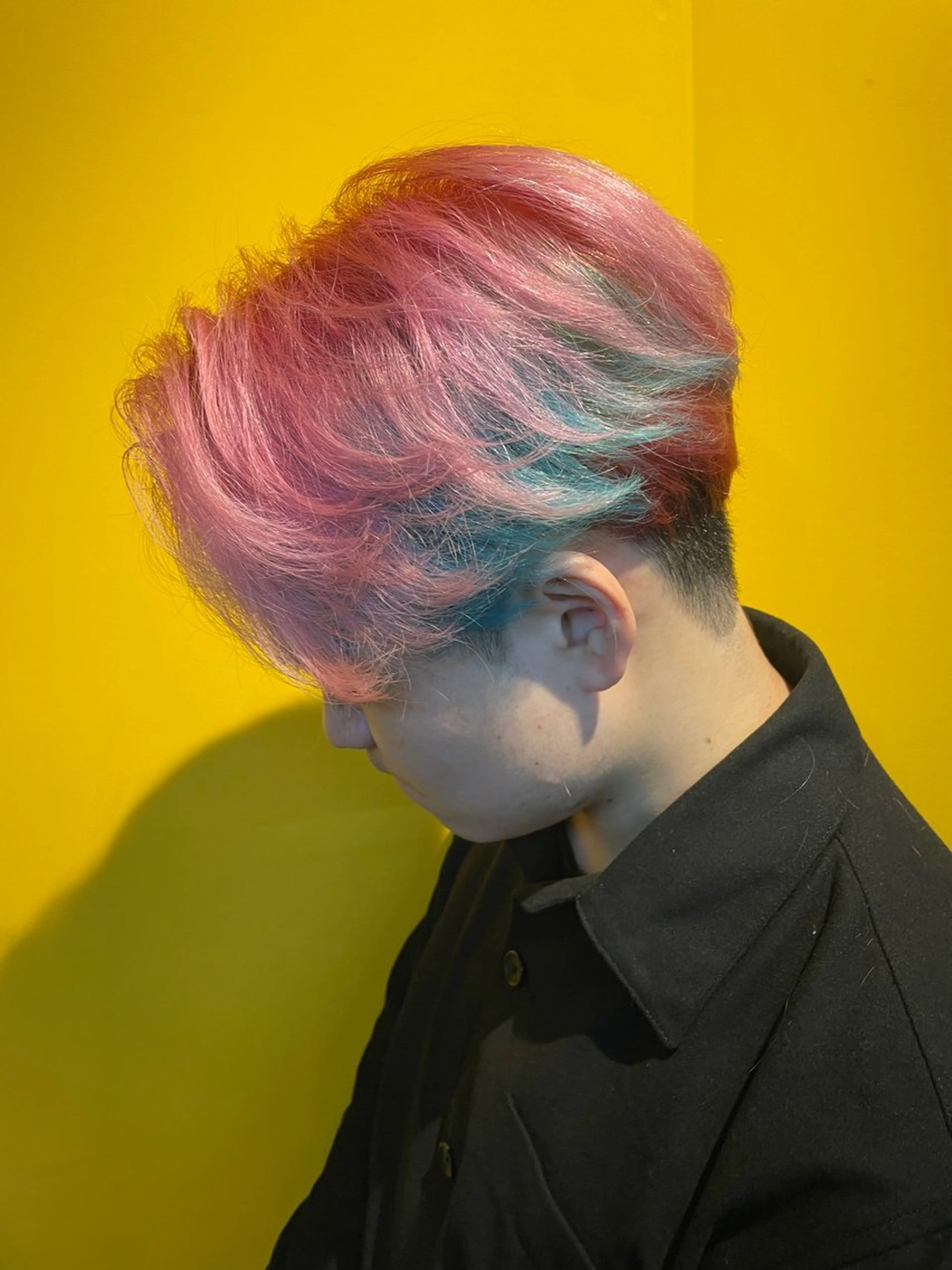 ショート カラー メンズ ヨシダ アズサのヘアスタイル