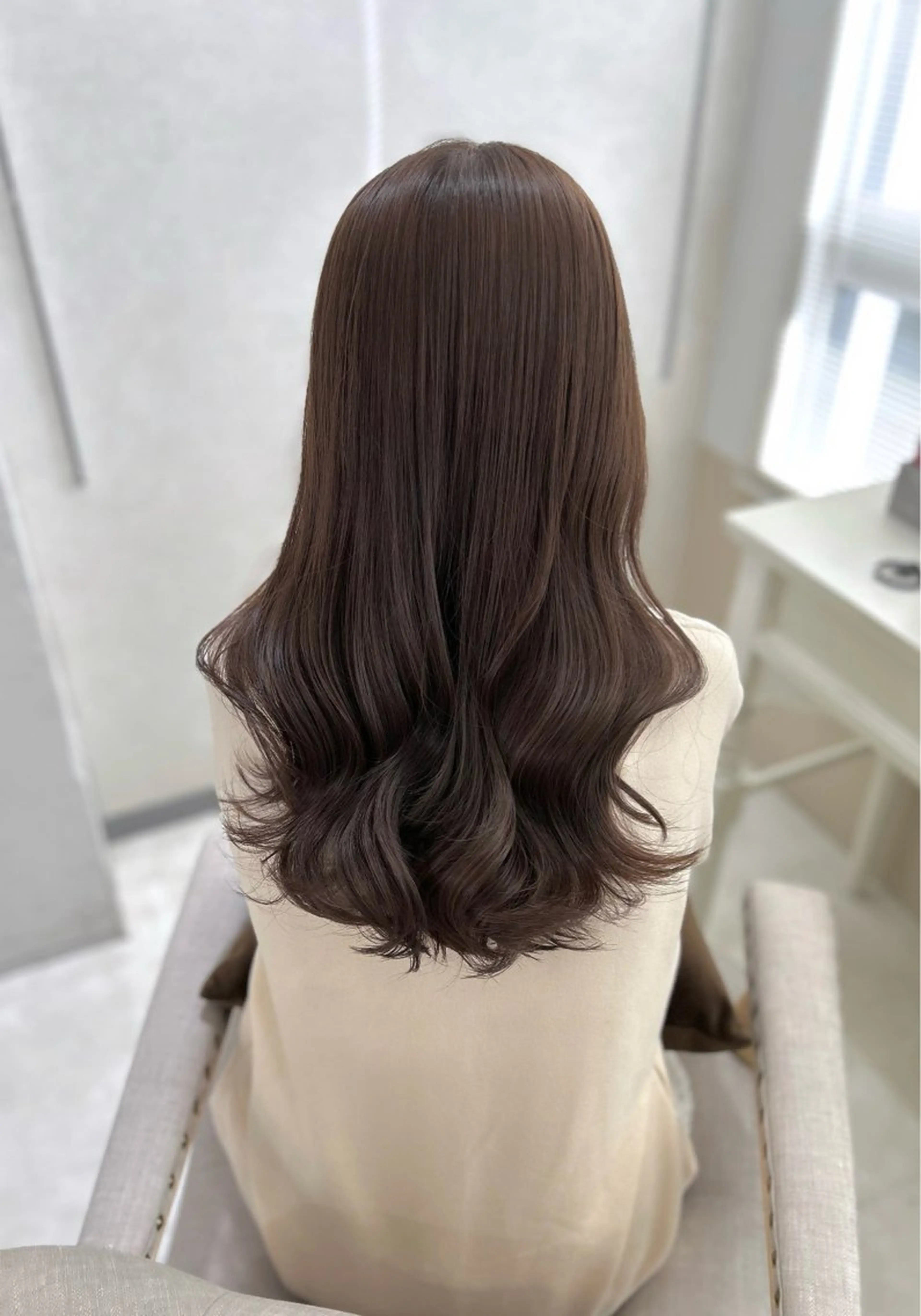 セミロング ケアカラー チョコレートブラウン カット ヘアカラー トリートメント 髪質改善× ブリーチなしyutoのヘアスタイル