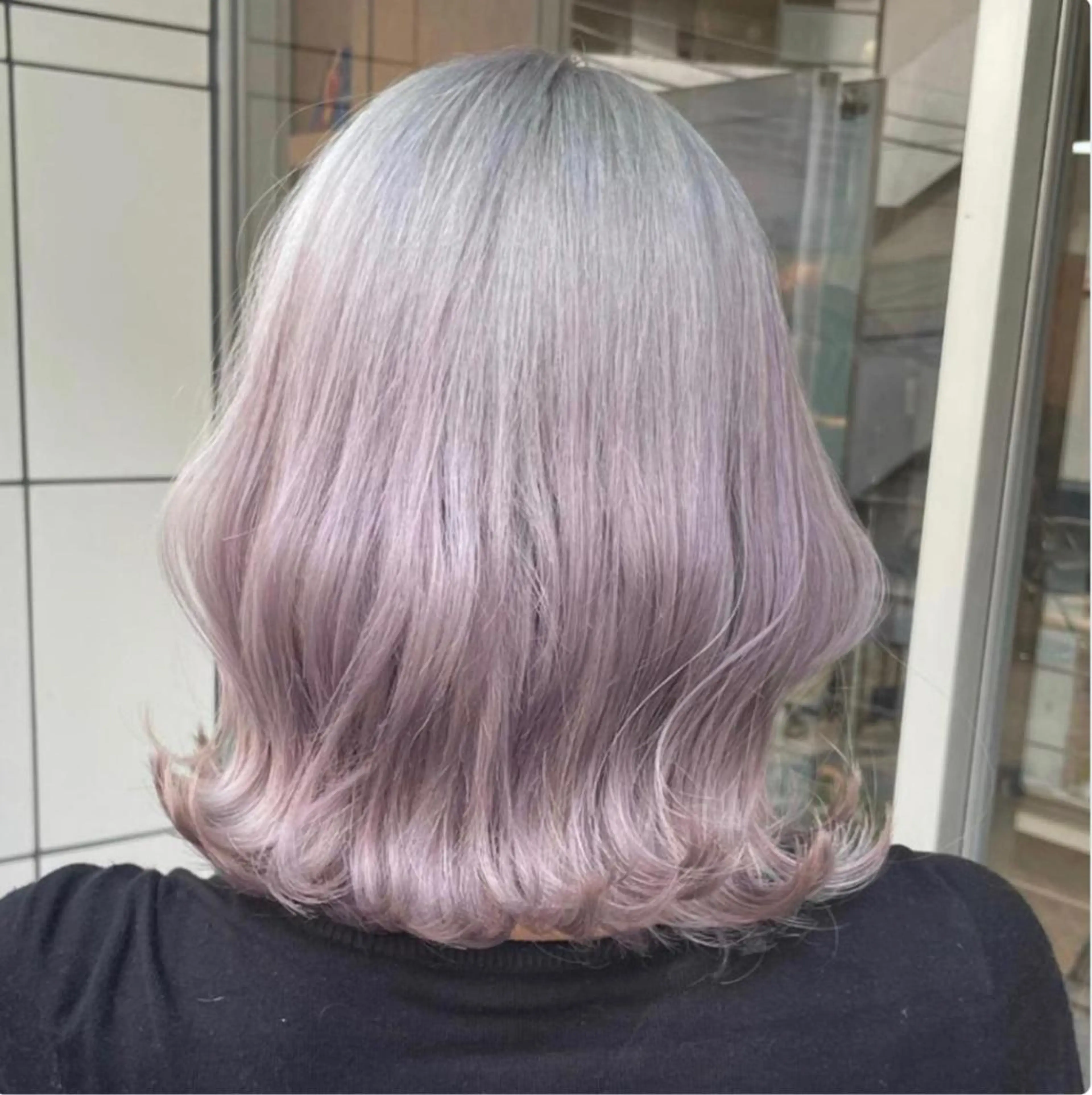 ミディアム カラー ヘアアレンジ ヘアカラー 🌹TikTok４万 ﾌｫﾛﾜｰ🌹AKIのヘアスタイル