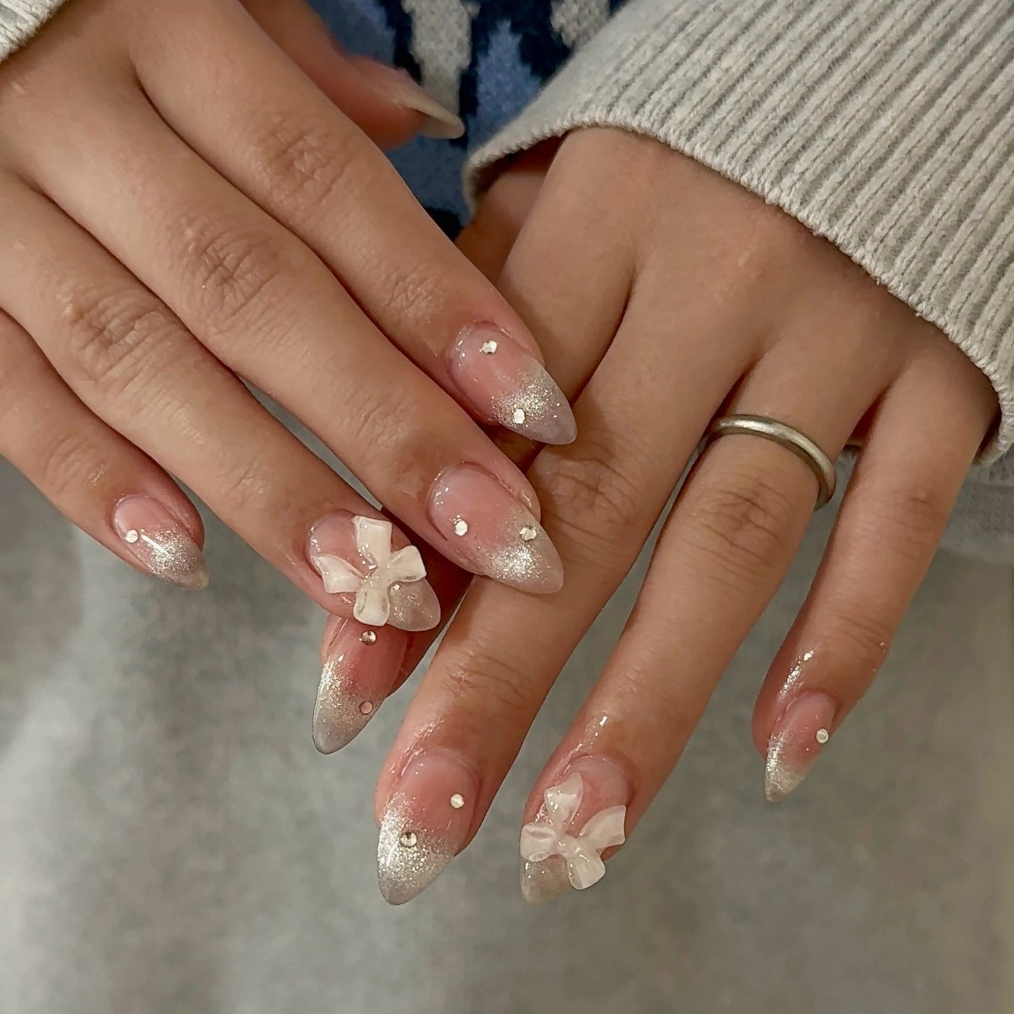 ネイル マグネットネイル ハンドネイル Sarina ⋆⭒˚ mavieのネイルデザイン