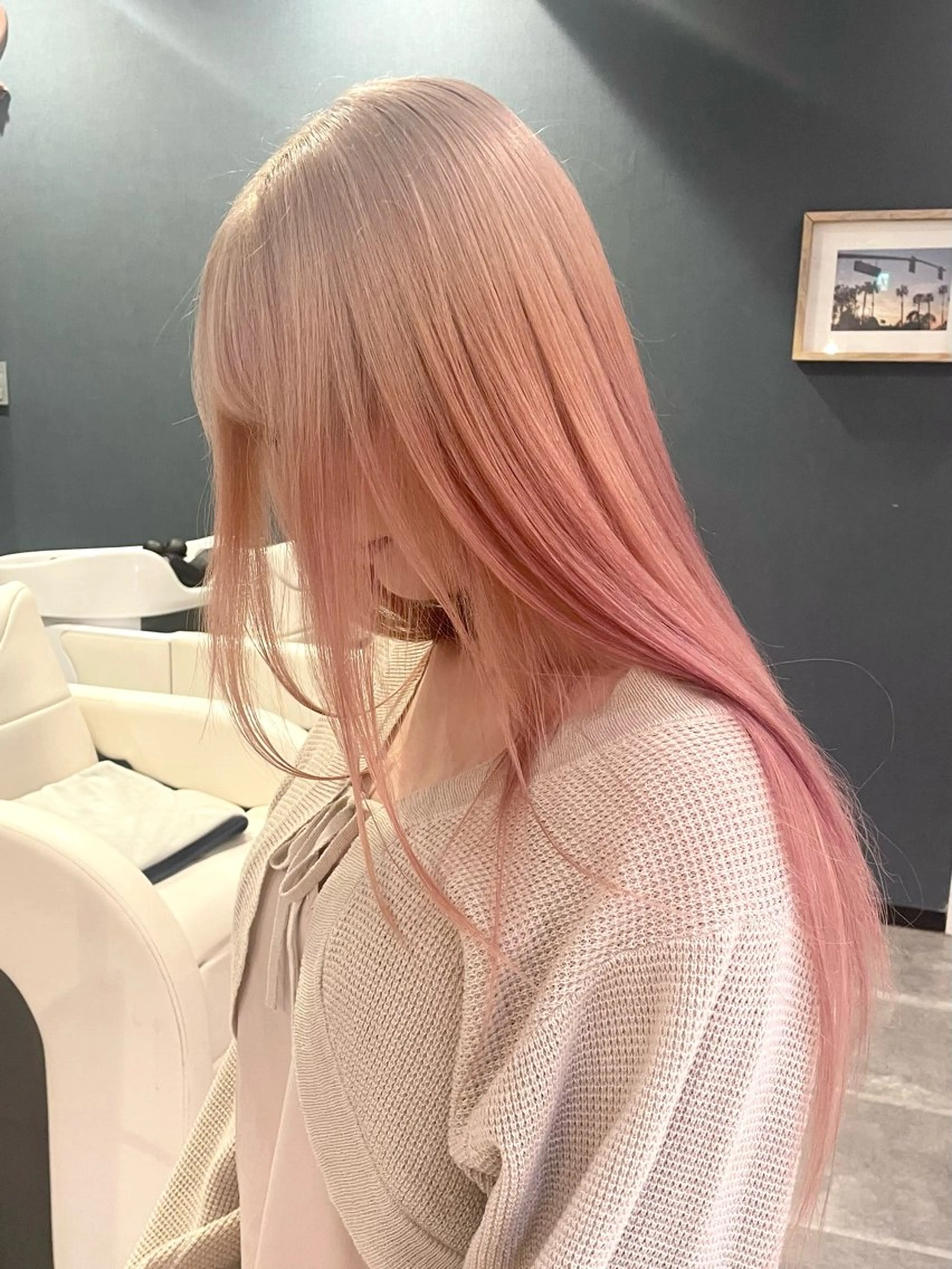 ロング カラー 市川 澪のヘアスタイル