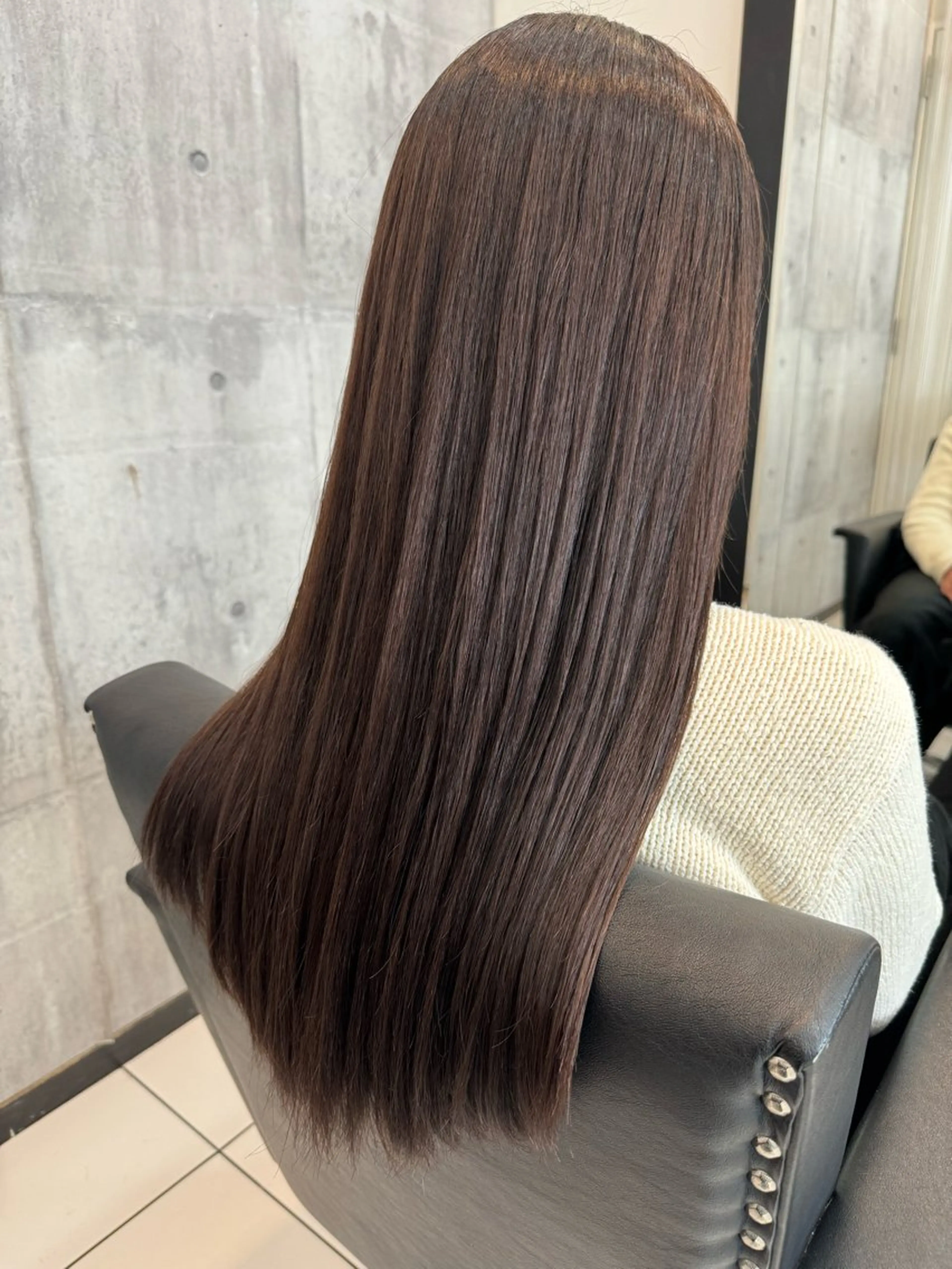 カラー CHIC 蘭のヘアスタイル