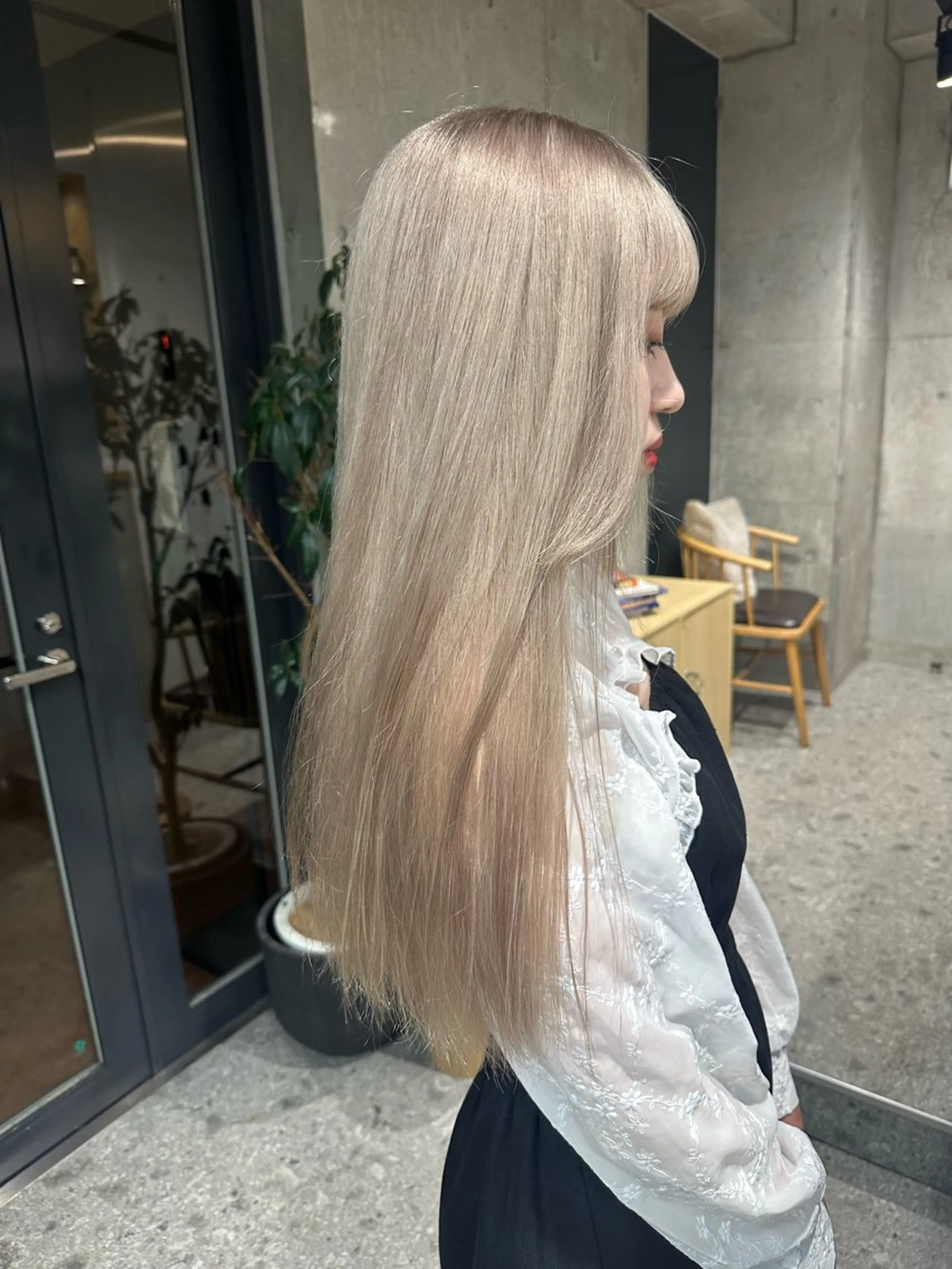 ミディアム ヘアカラー ︎🤎W color MIYU‎🤎のヘアスタイル