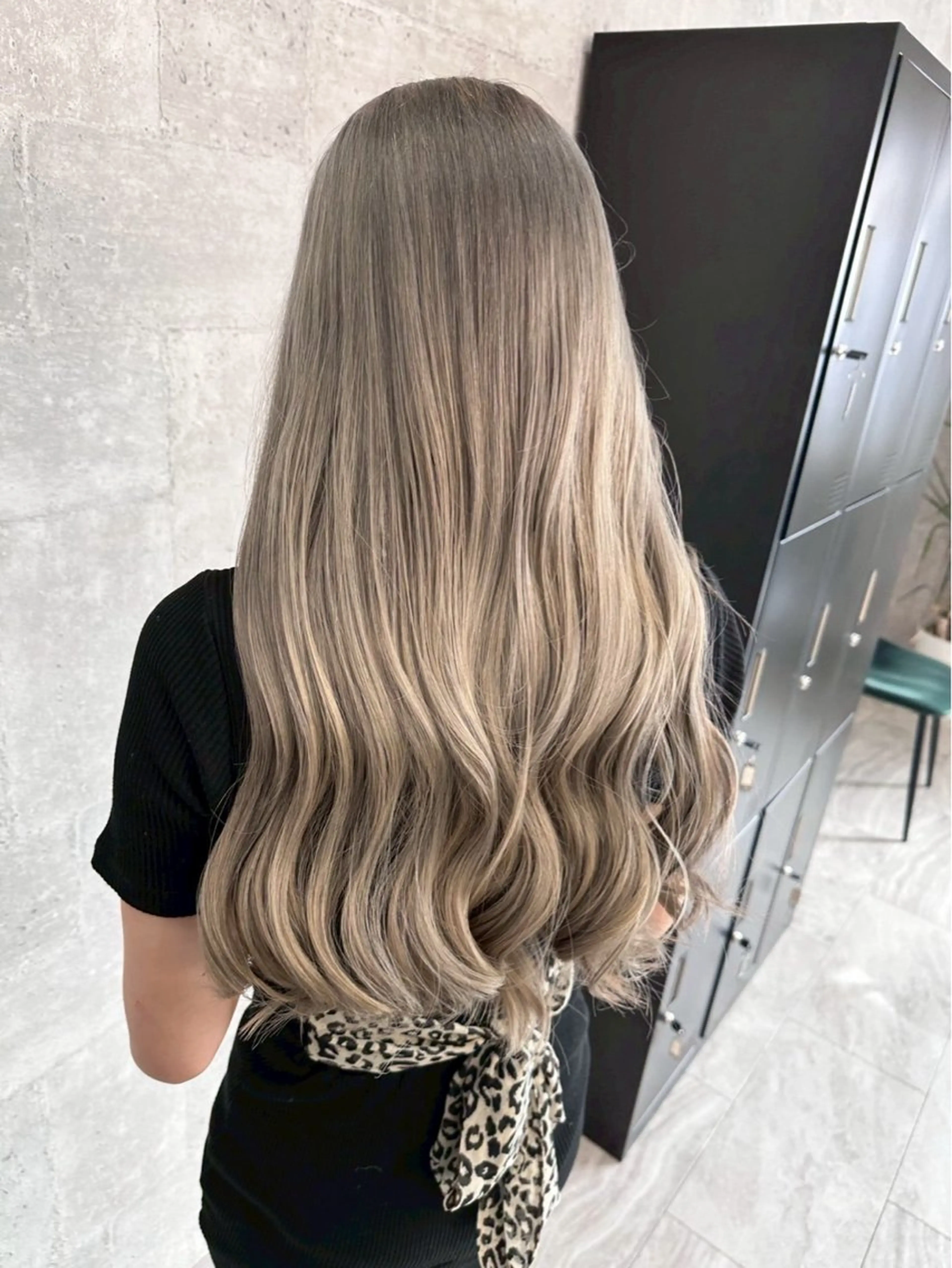 2ブリーチ＋カラー＋3ステップトリートメントの写真