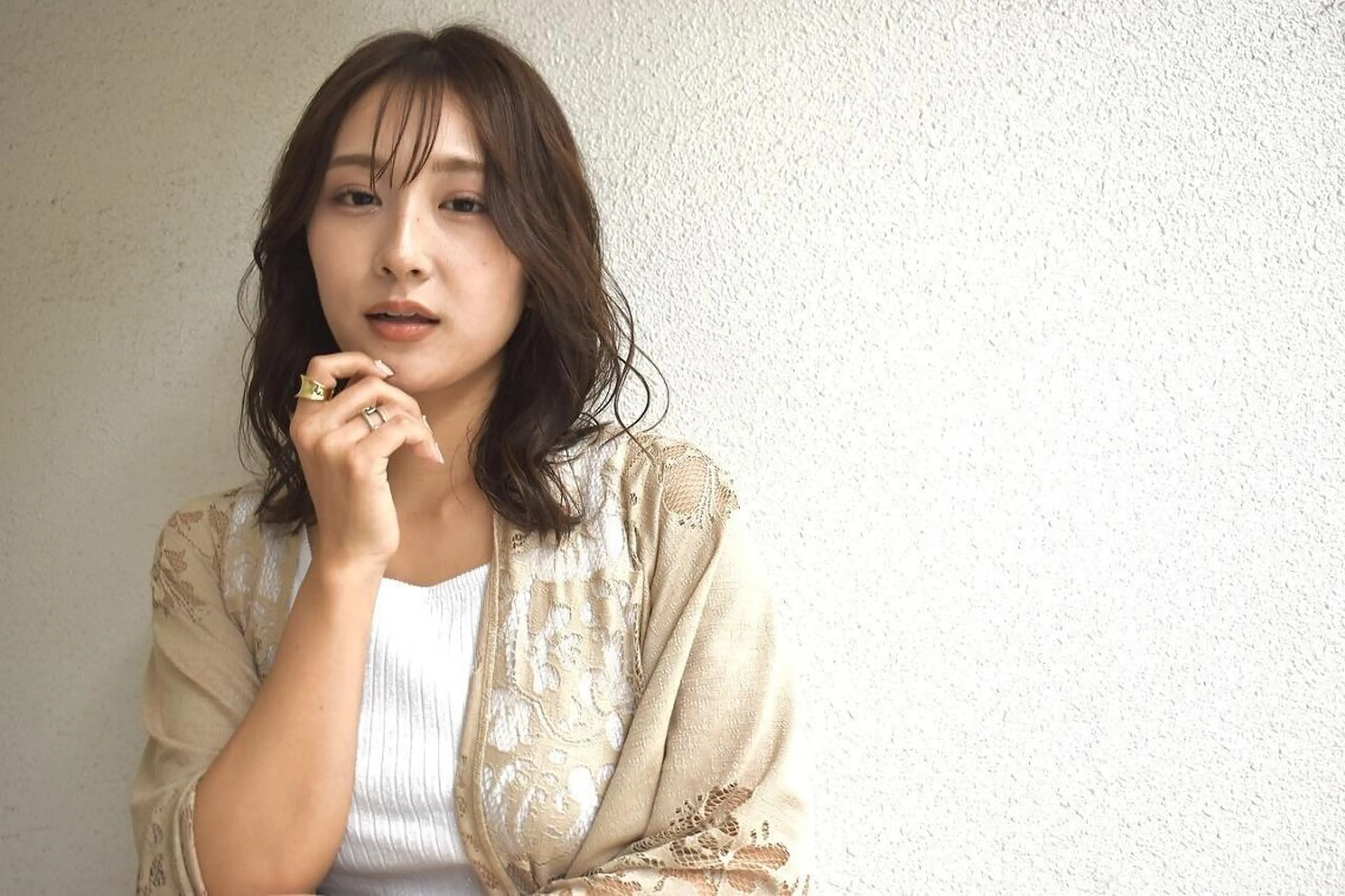 セミロング パーマ カラー Flora by siestaのヘアスタイル