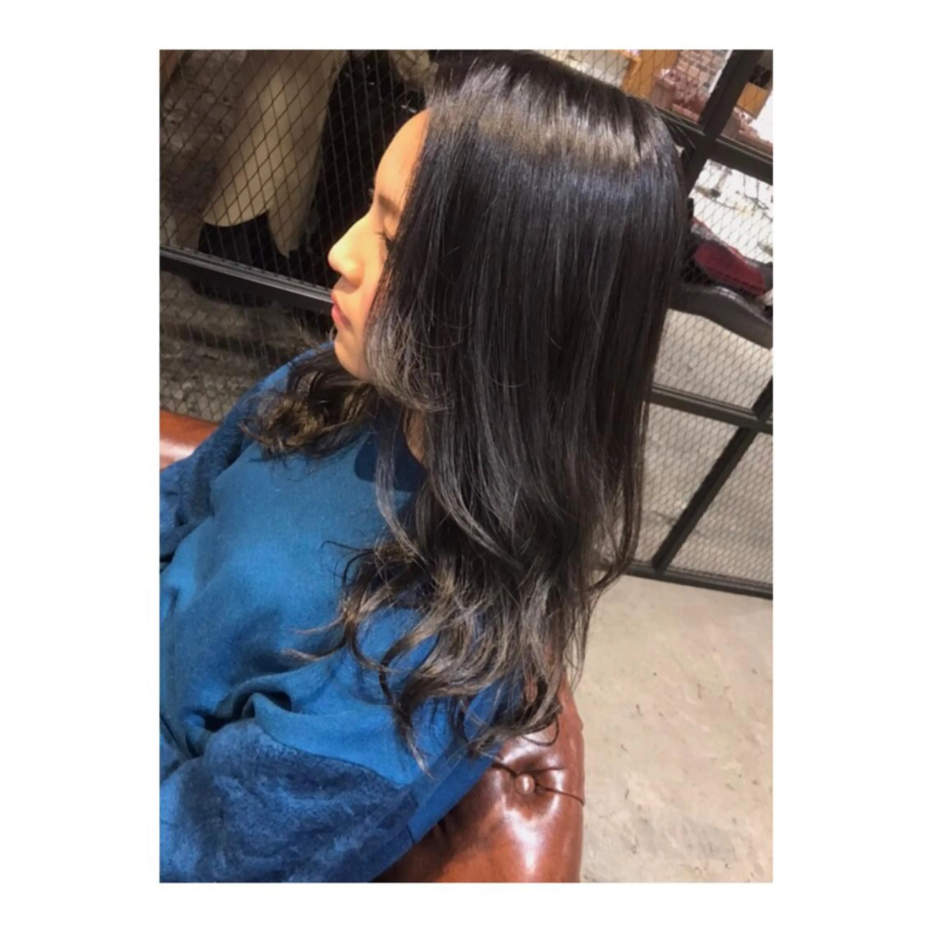 ロング カラー アッシュ ブルーカラー ブルーアッシュ グラデーションカラー シルバー 竹嶌 健吾のヘアスタイル