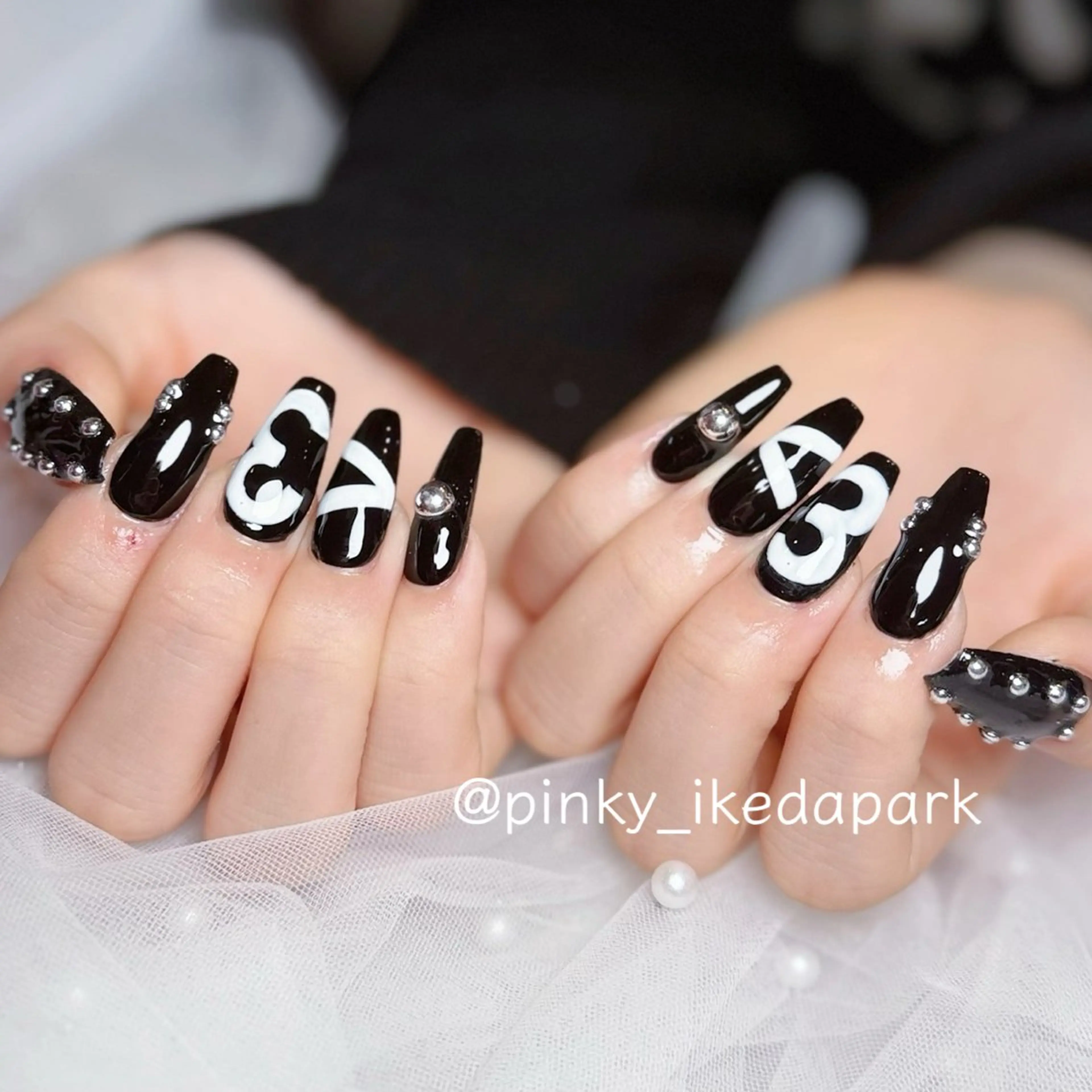 ネイル ハンドネイル ピンキー 池田公園店のネイルデザイン