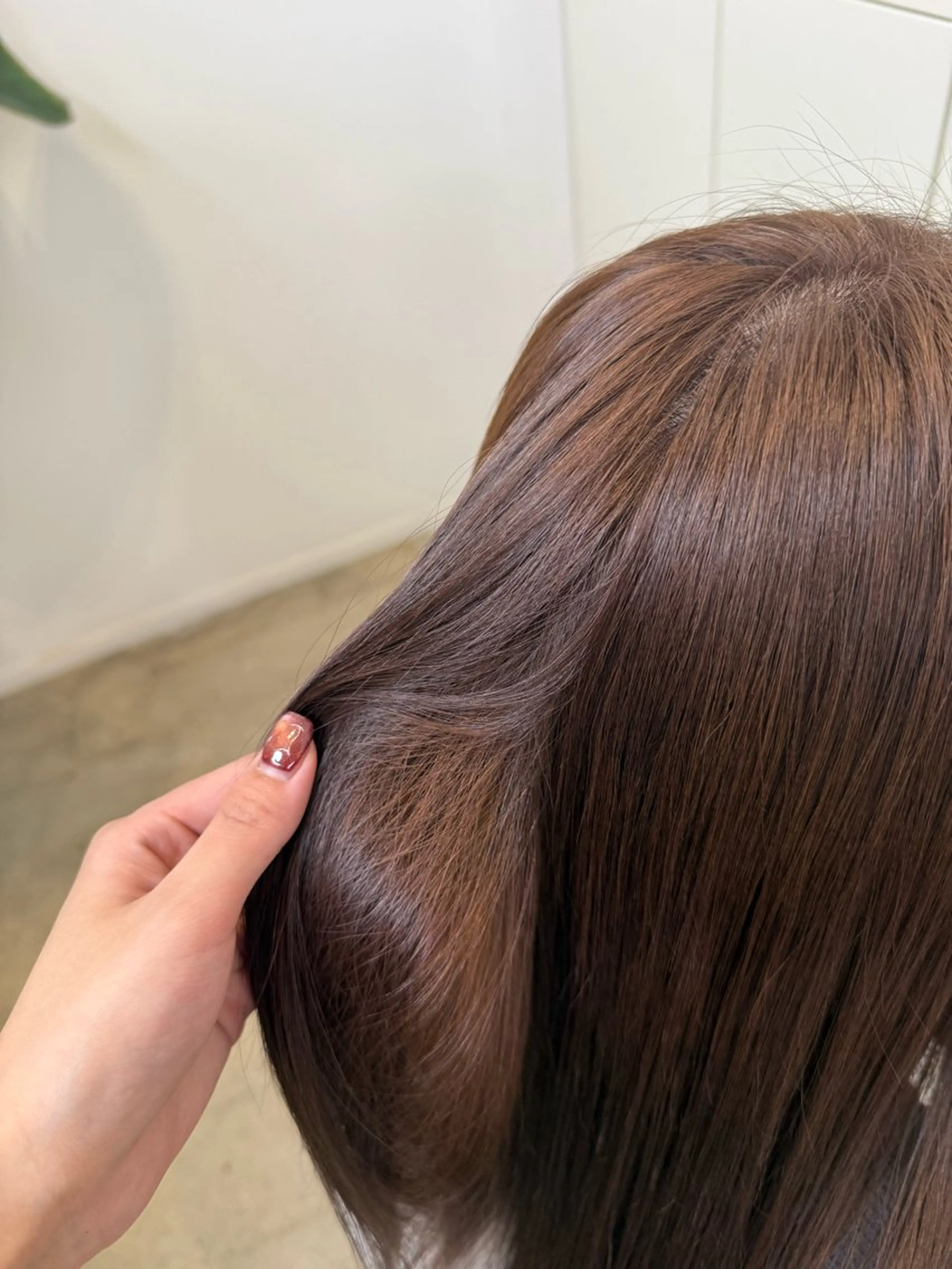 セミロング カラー ブリーチ ブラウンカラー ダブルカラー マロンブラウン ブリーチなしカラー eclat hair's BEAU group所属・吉川 莉央のヘアスタイル