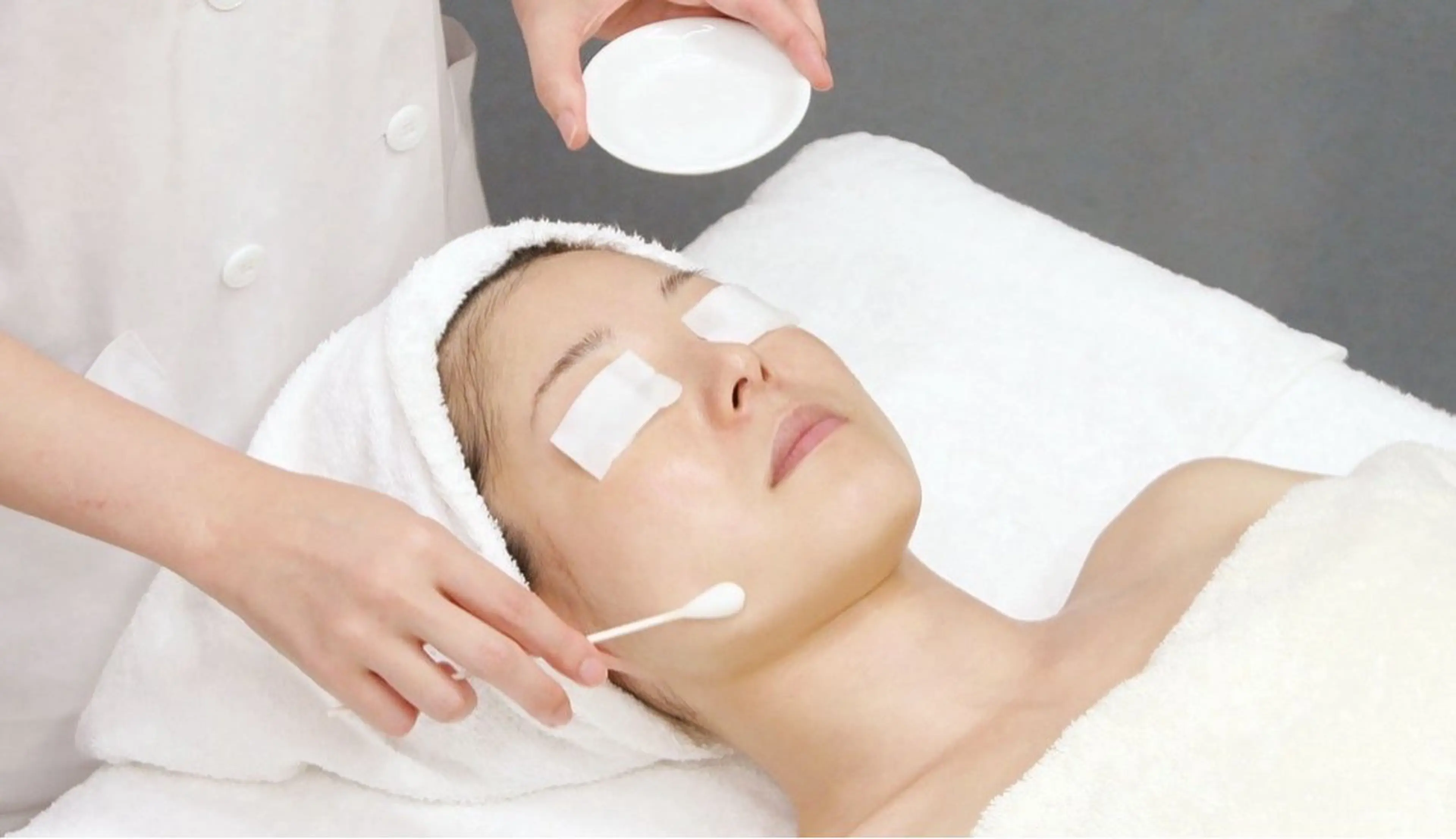 【人気NO.1】直後に最強艶肌！ツヤ玉！渡韓しなくても叶う水光ピール/水光ピーリング/ムルトックス/ハリ/ツヤの写真