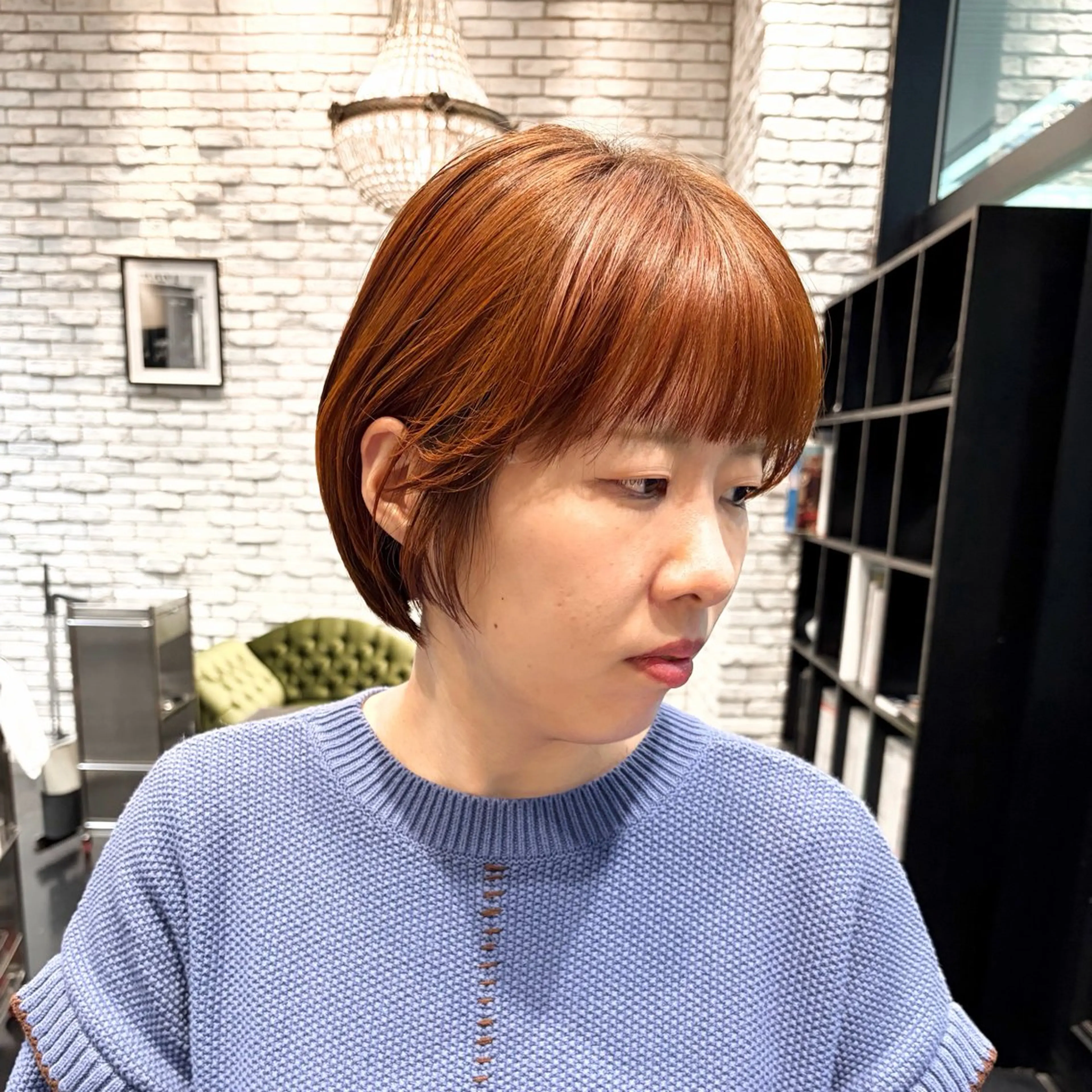 ショート オレンジブラウン カット ヘアカラー 好光 優香のヘアスタイル