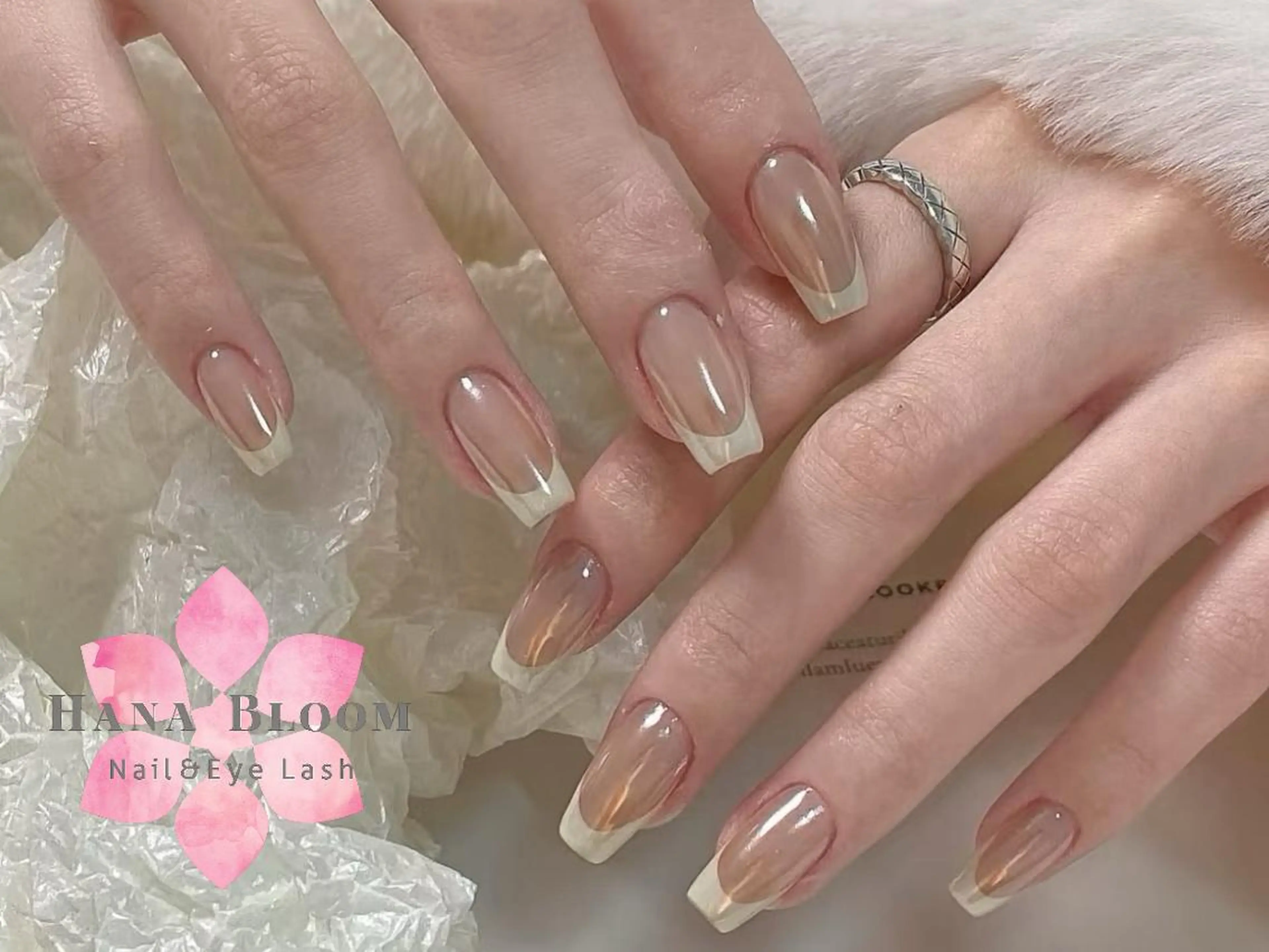 ネイル フレンチネイル ジェルネイル マグネットネイル ミラーネイル 持ち込み ハンドネイル ハンドケア Hana Bloom Nail 練習モデルのネイルデザイン