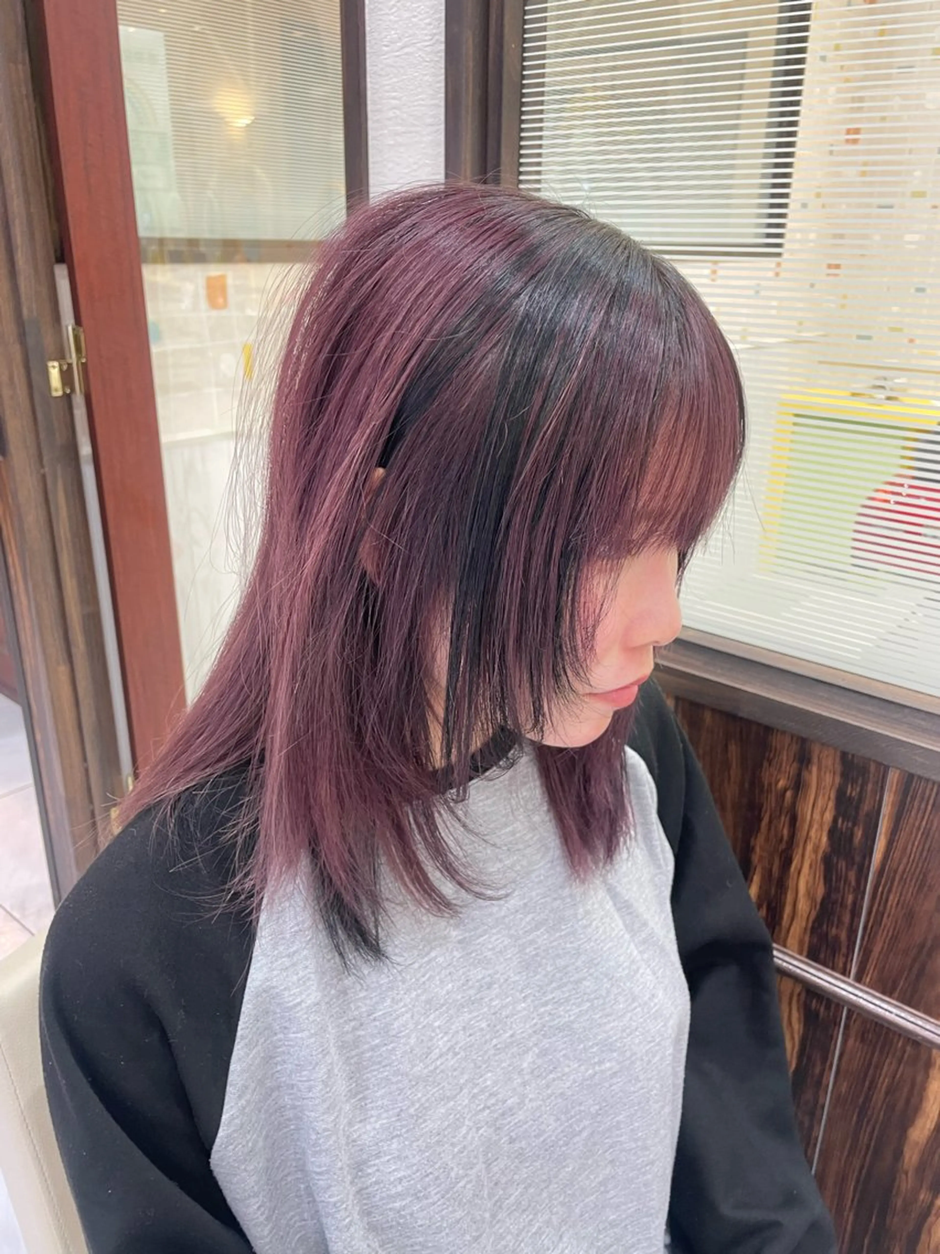 セミロング 岩崎 唯人のヘアスタイル