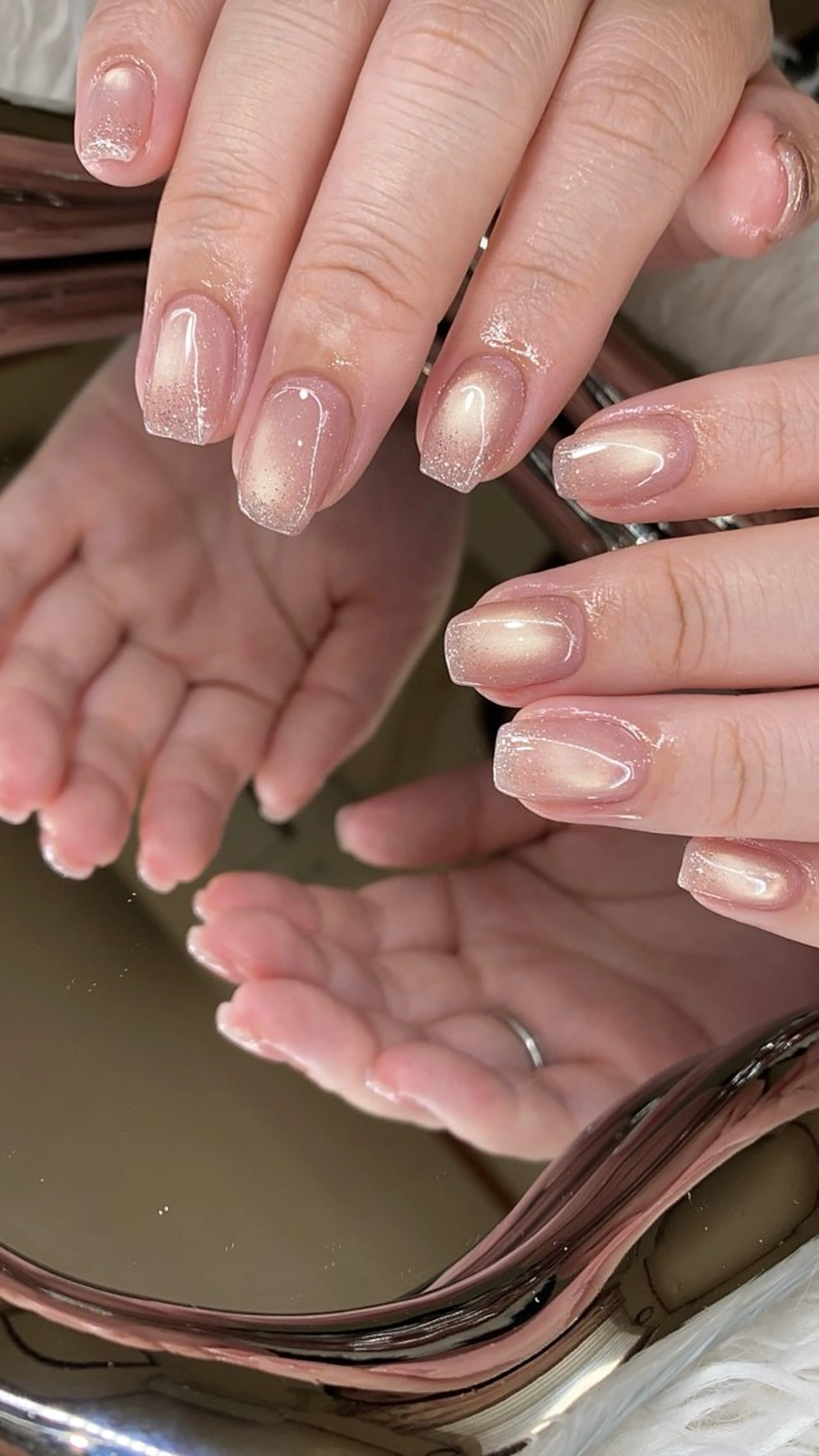 ネイル ラメ(グリッター) ハンドネイル n o q r m. n a c h iのネイルデザイン