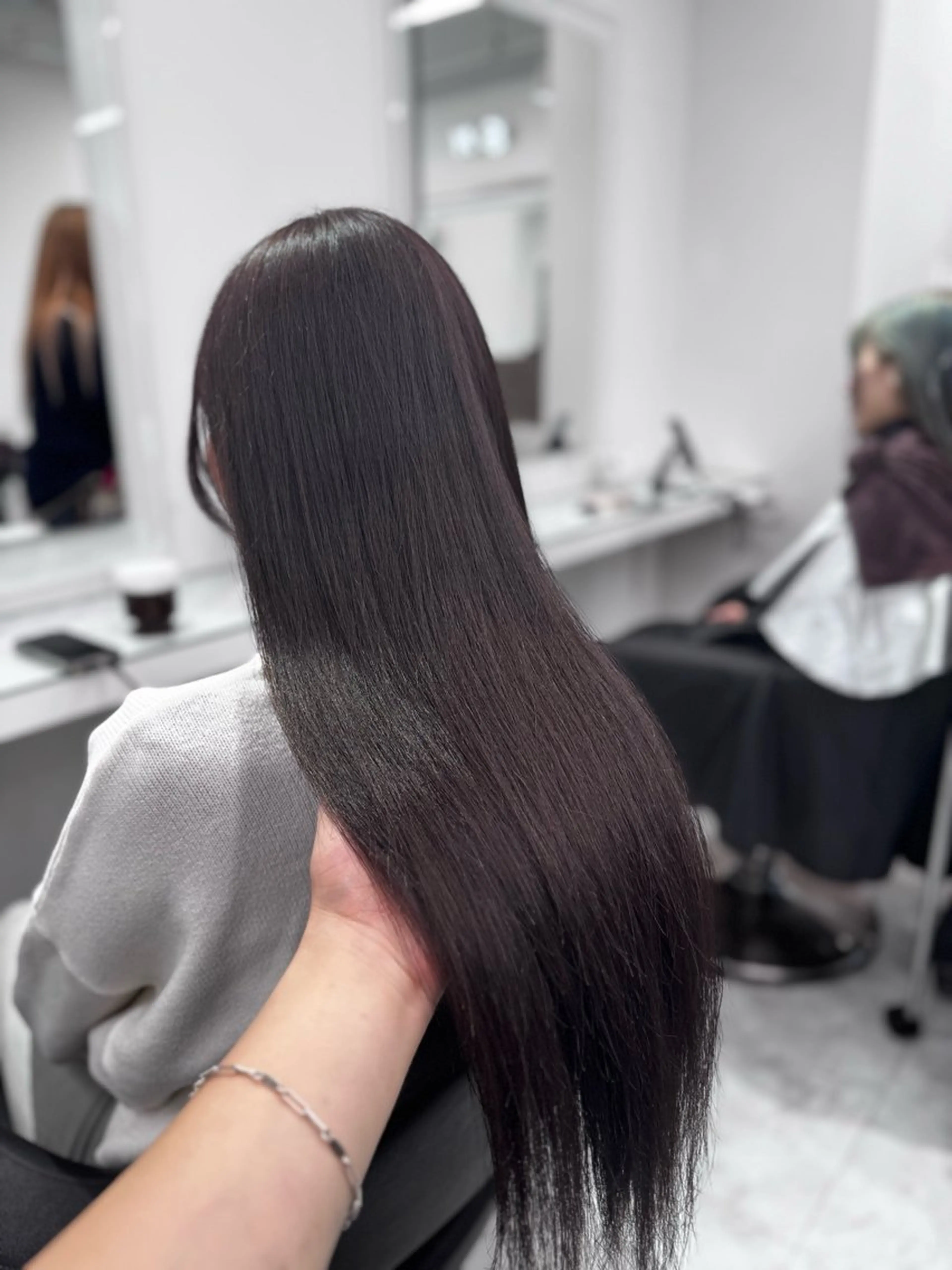 ロング カラー ヘアアレンジ 透け上品ハイトーン 職人ゆうと🤍のヘアスタイル