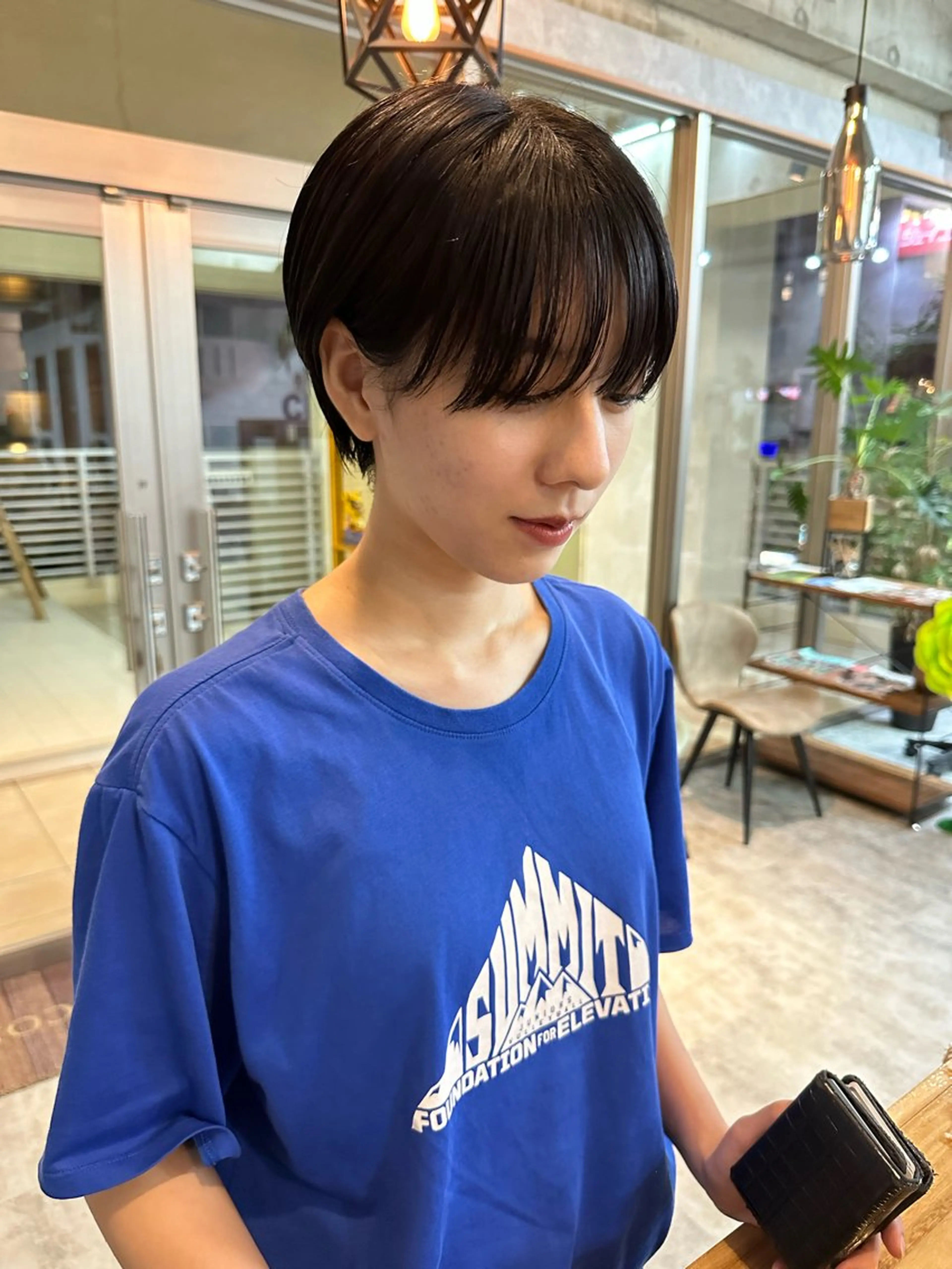 ショート 切りっぱなしボブ ショートボブ ハンサムショート 丸みショート ボブ モテ髪/ボブ/ショー ト/アダチフウトのヘアスタイル