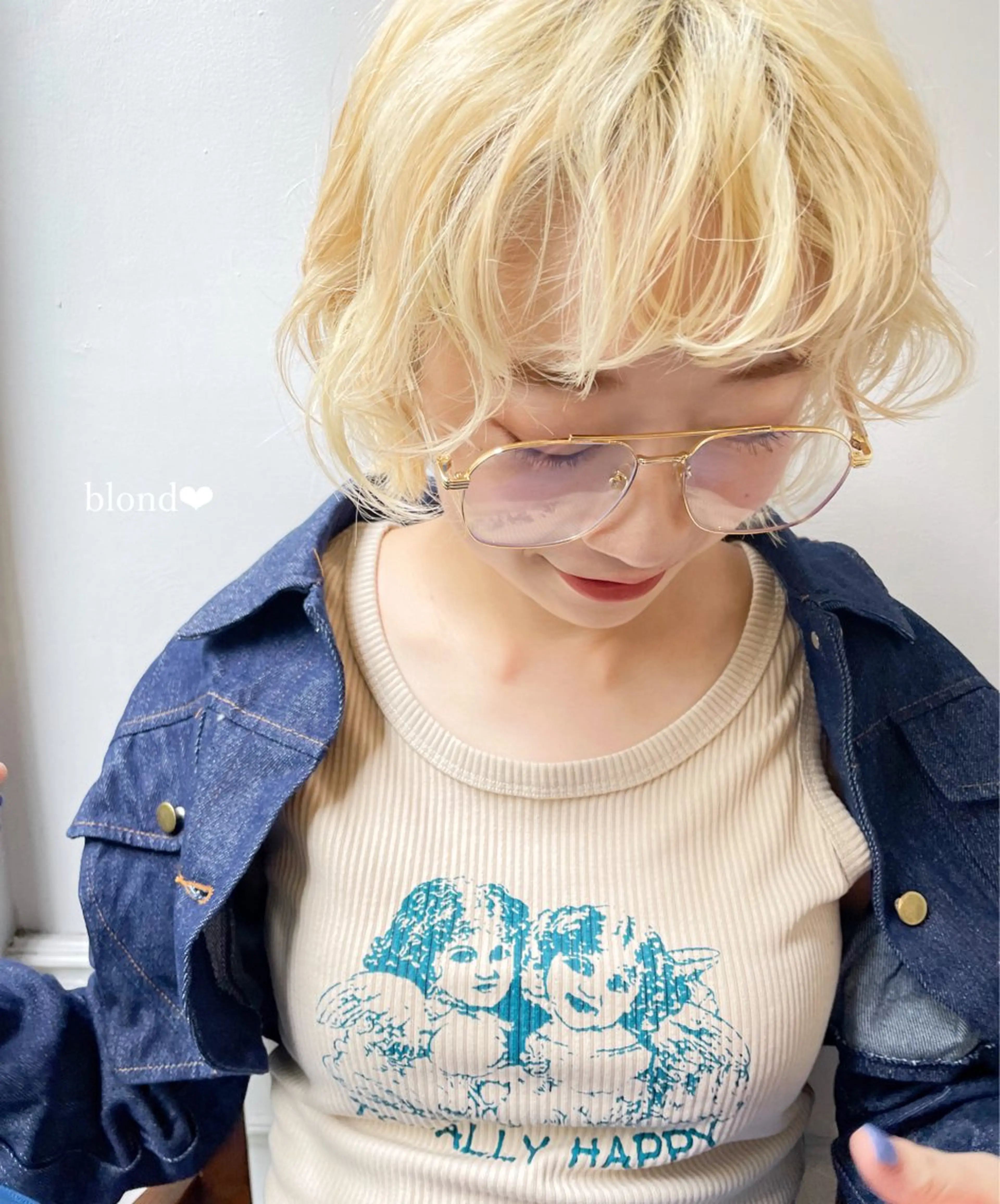 ショート カラー ブロンド ボブ ブリーチ/miinaのヘアスタイル