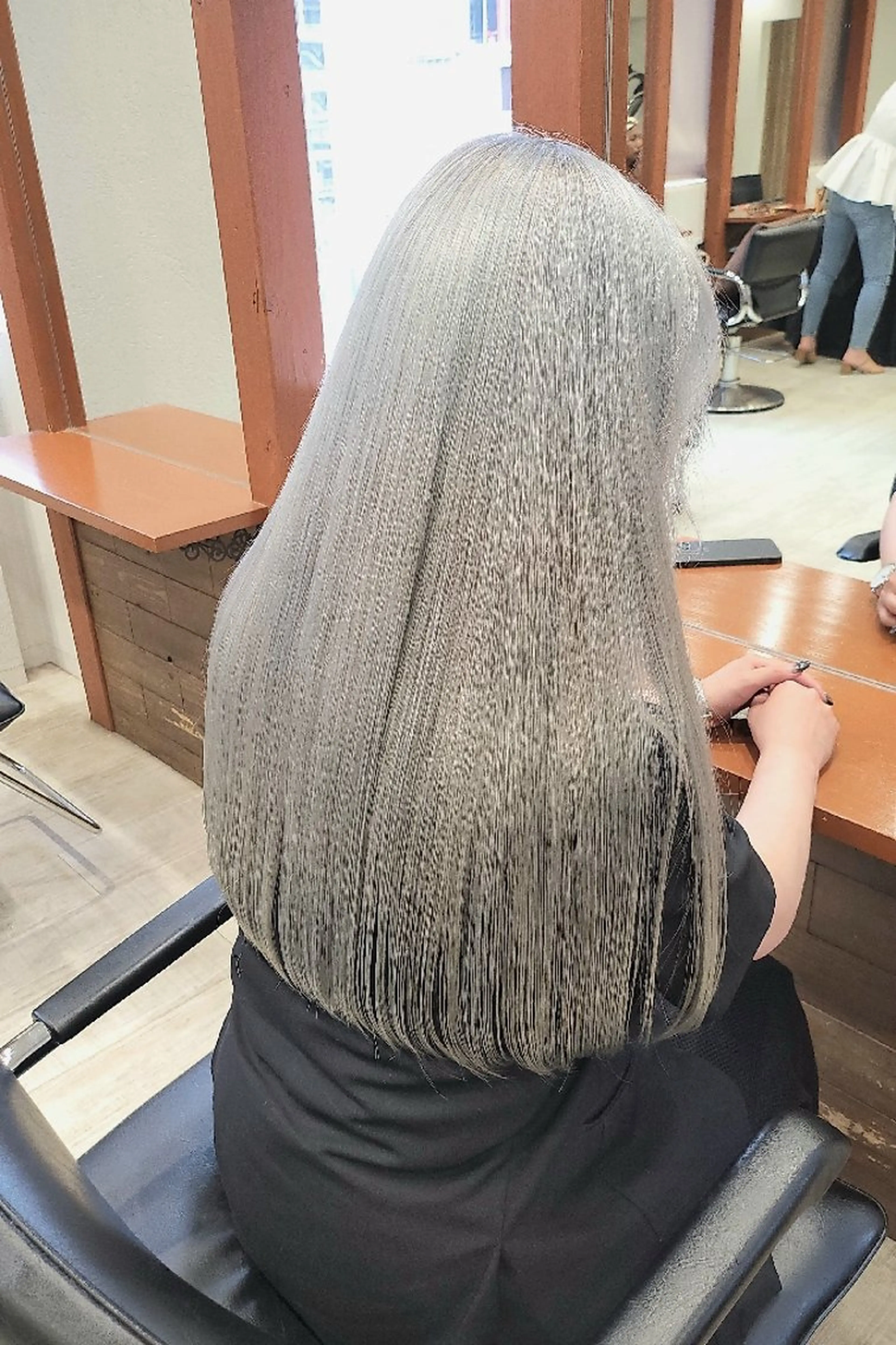 セミロング カラー ケアブリーチ特化 same 🦈のヘアスタイル