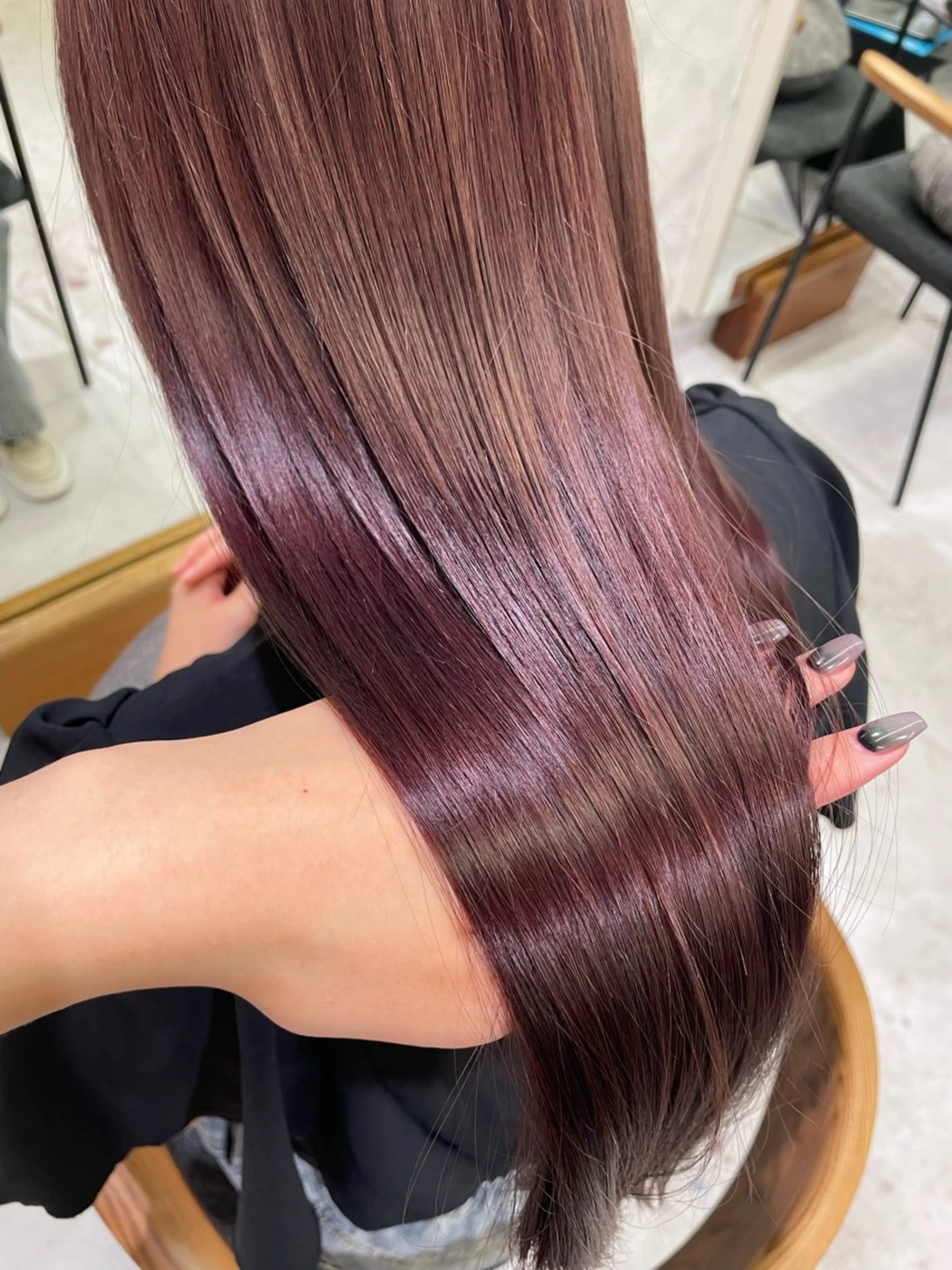 ロング ピンクラベンダー ヘアカラー _WHITE京橋所属・_WHITE 佐伯 碧のヘアスタイル