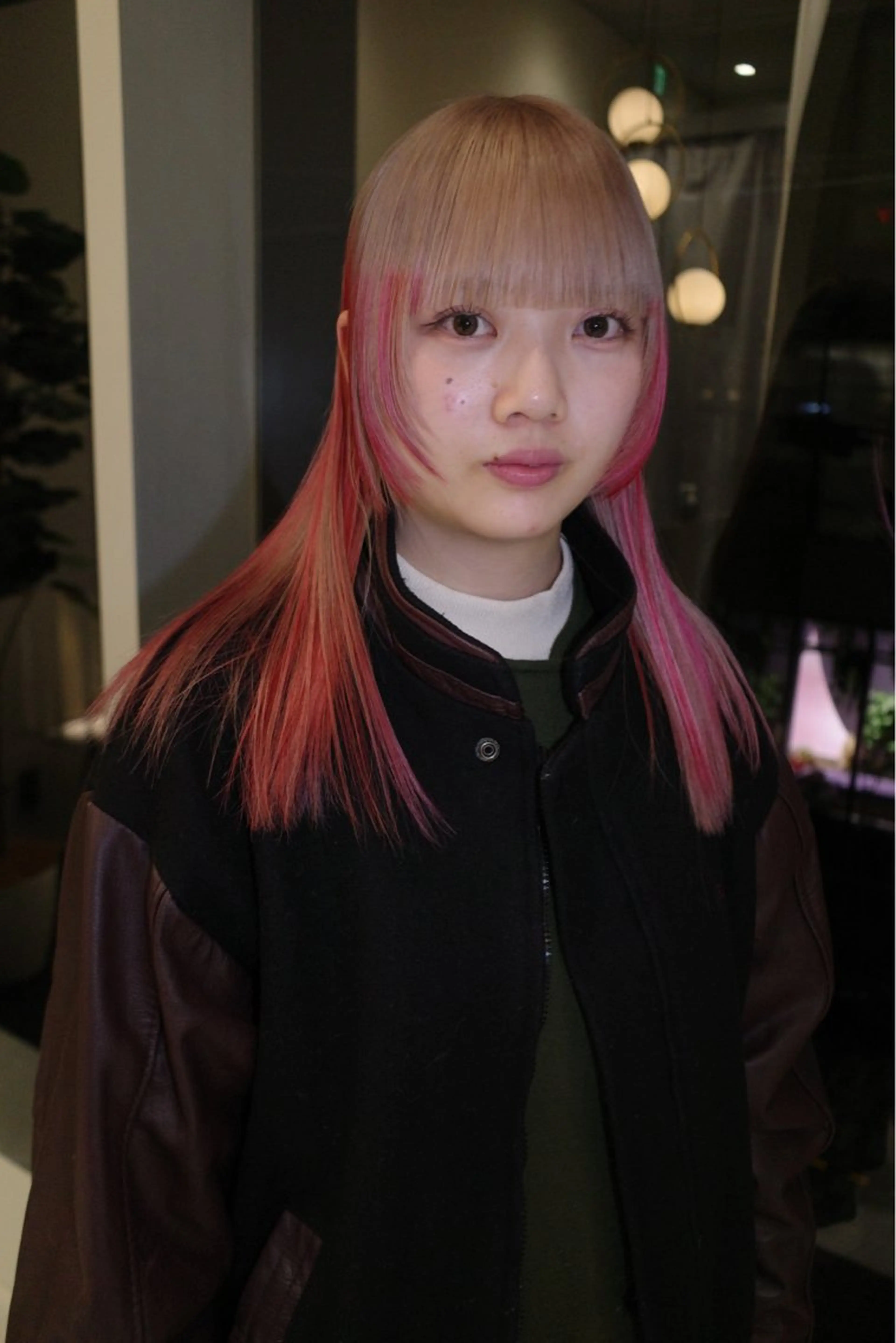 ミディアム カラー カット トリートメント SALOWIN所属・ブリーチ🪡 ボブ🐬レイヤーのヘアスタイル