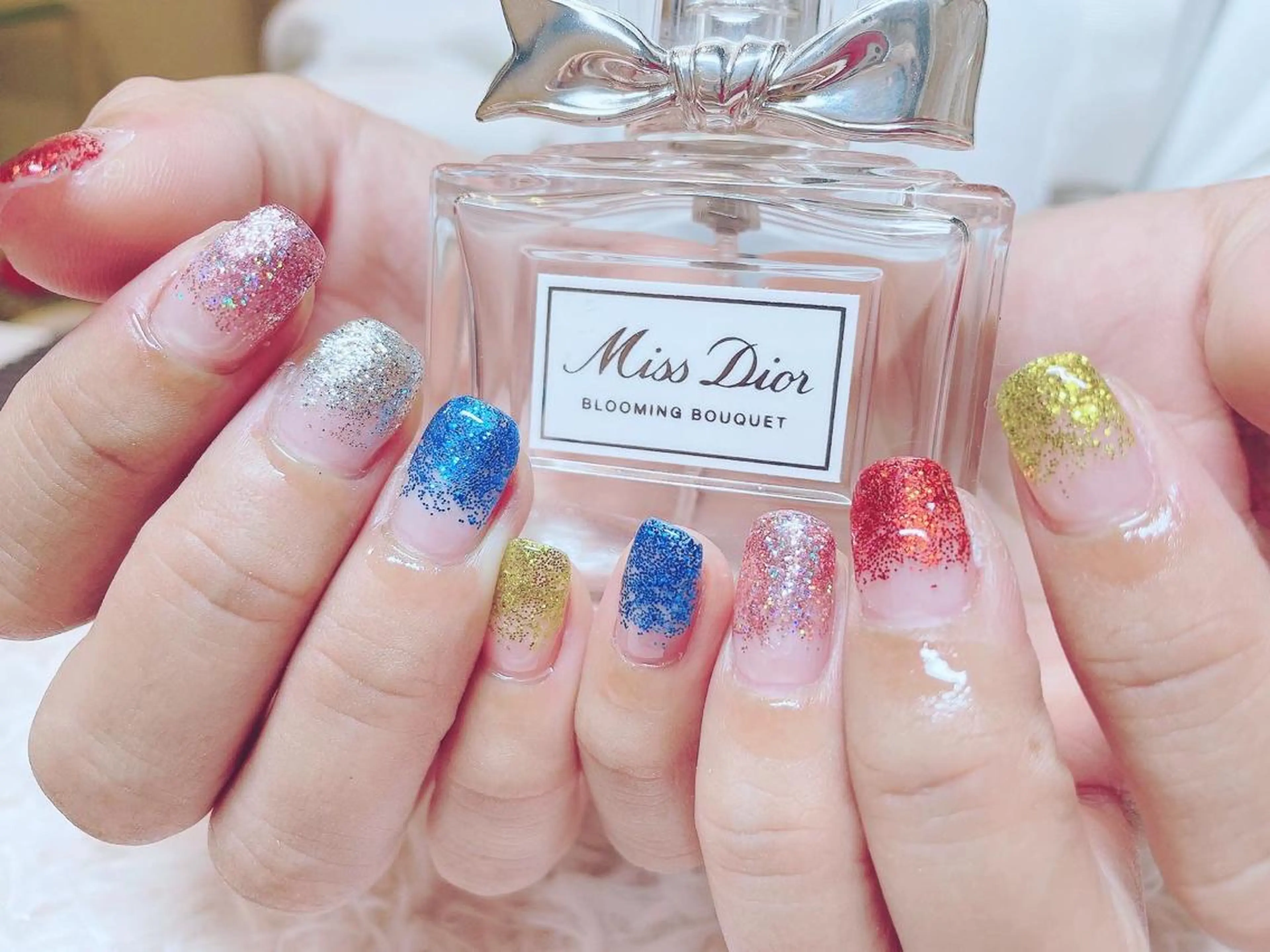 ネイル 頑張る女性の味方✴︎ M.i　nail ♡のネイルデザイン