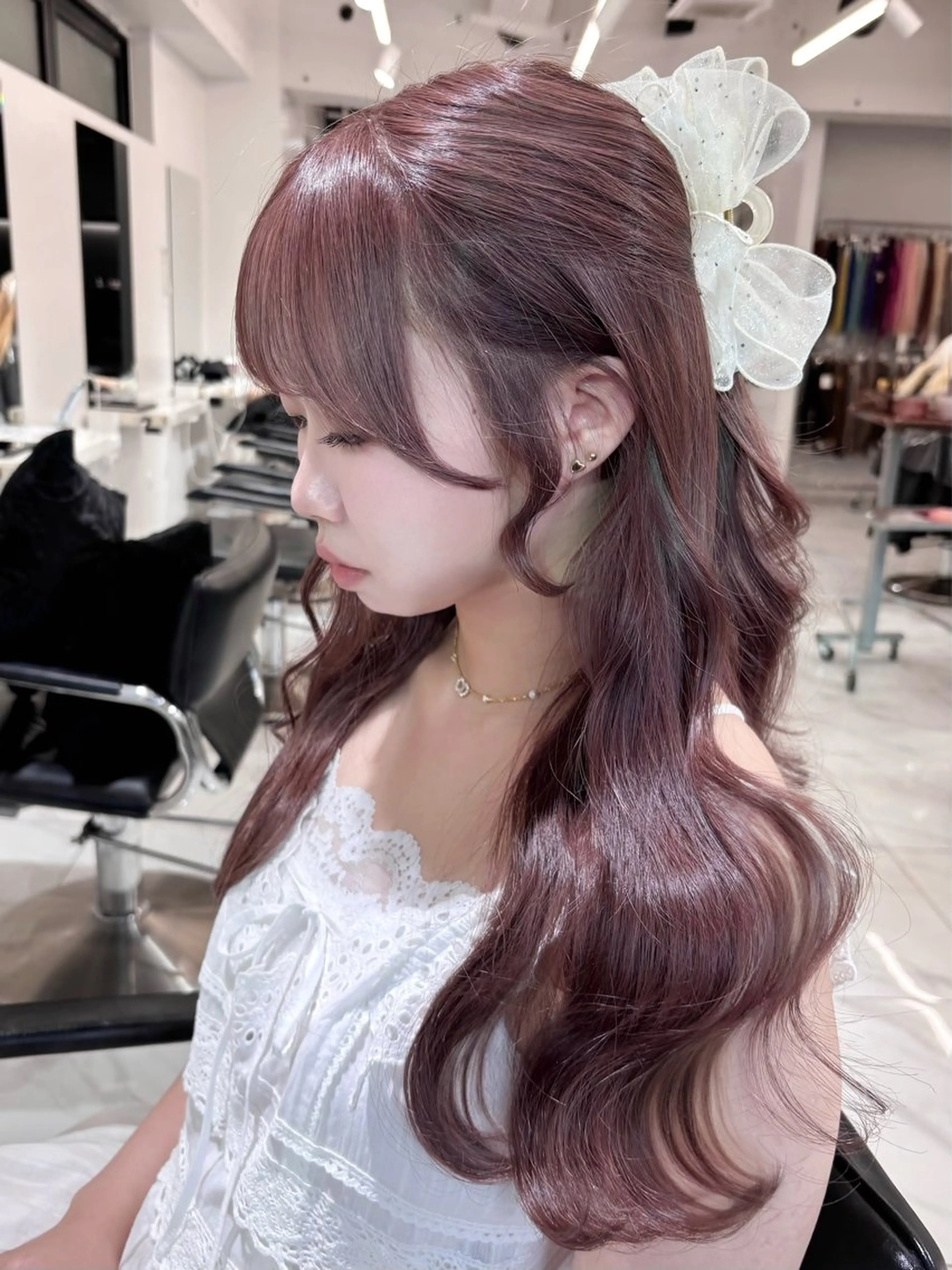 セミロング カラー ベージュカラー ブリーチ ピンクカラー ピンクベージュ 顔周りカット ヘアカラー トリートメント 盛れる顔周り🤍渋谷 Risa🎀のヘアスタイル