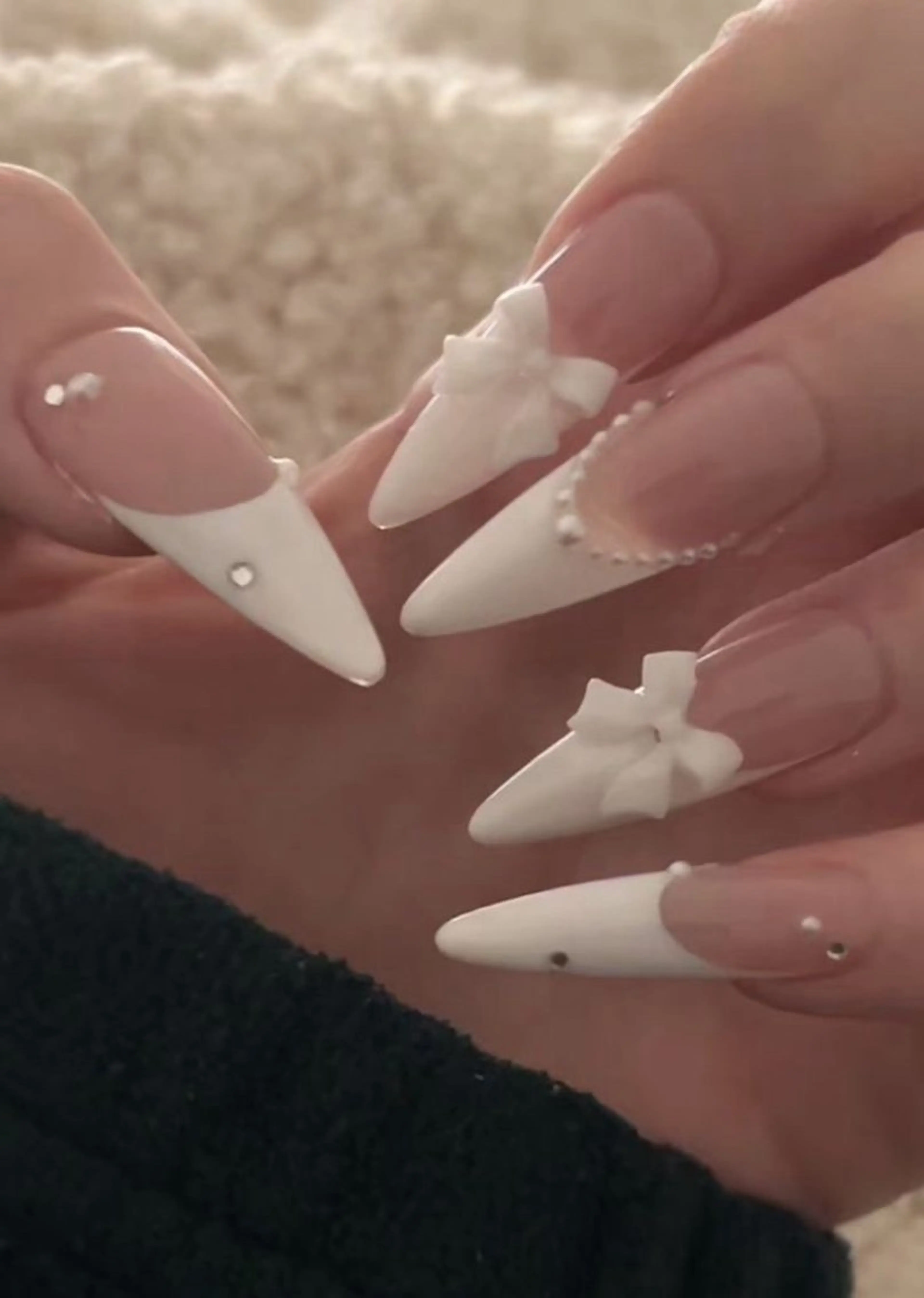 カラー グラデーションカラー ピンクカラー ハンドネイル AIN Nailのネイルデザイン