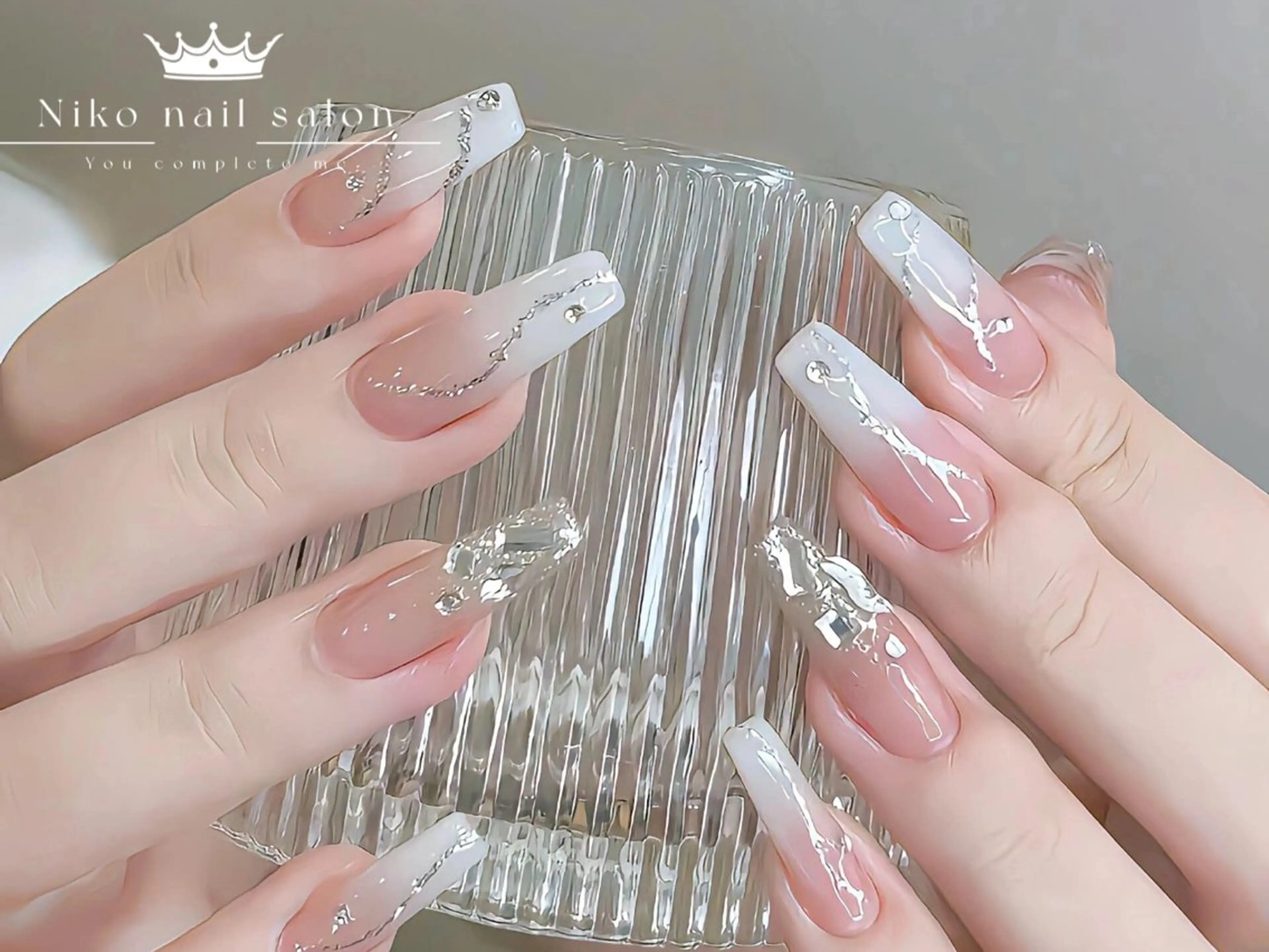 ネイル チークネイル フットネイル フレンチネイル ジェルネイル ガラスフレンチ Nikosalon rikoのネイルデザイン