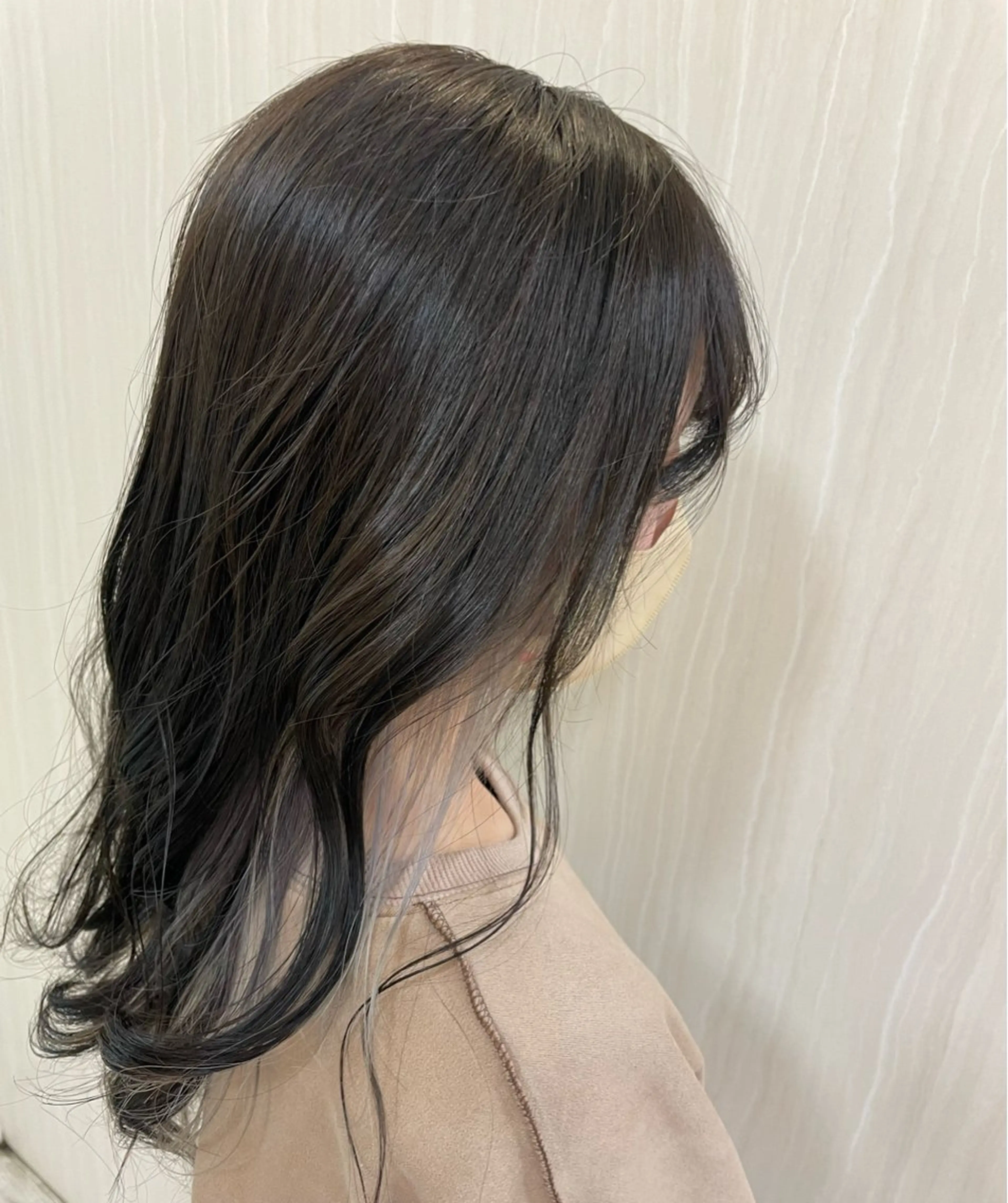 ロング 齋藤 多美のヘアスタイル