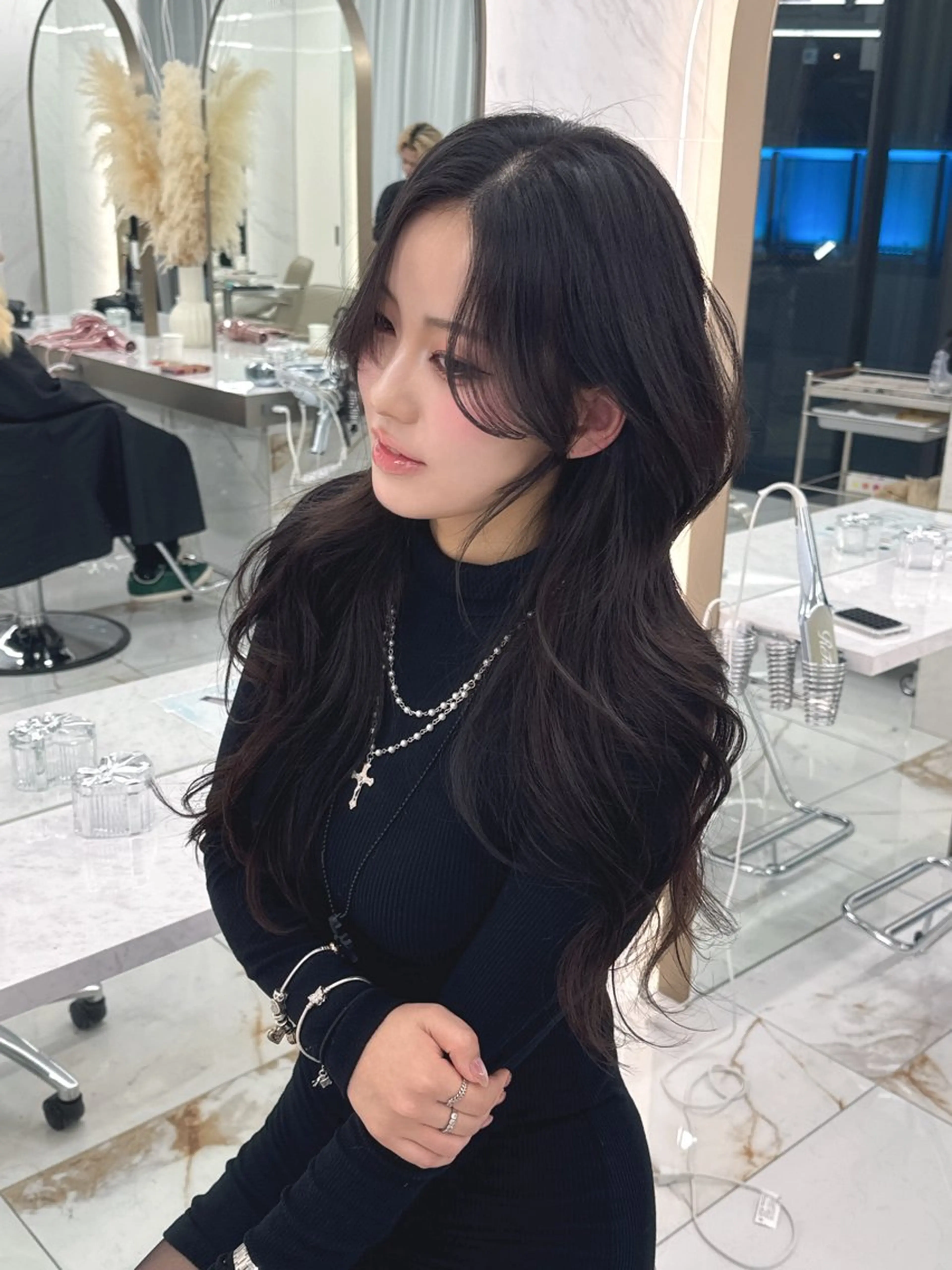 ロング のり🐼顔まわり/ 韓国/レイヤーカットのヘアスタイル