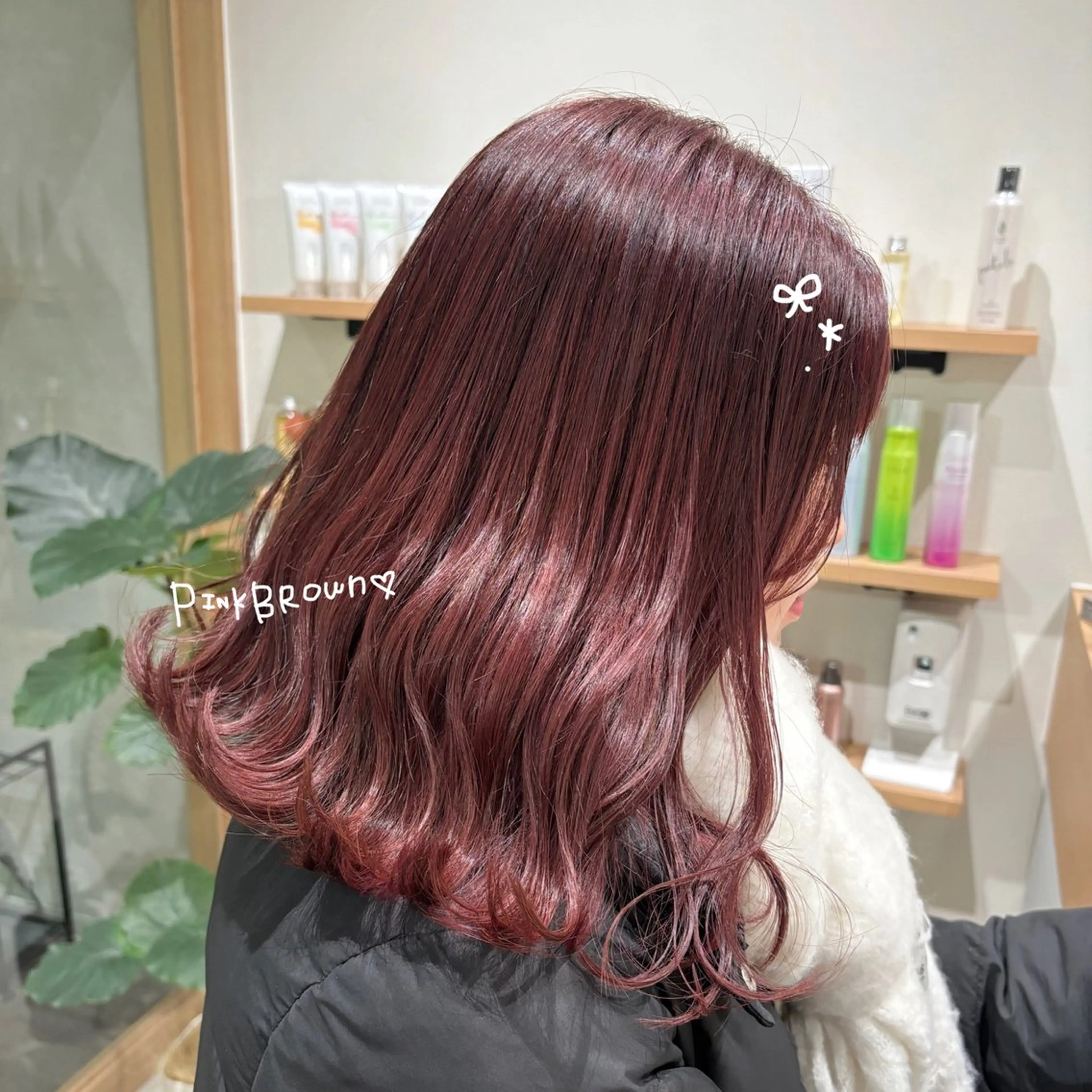 ミディアム カラー ブラウンカラー ピンクカラー ピンクブラウン カット ヘアカラー regalo Acari🍎のヘアスタイル