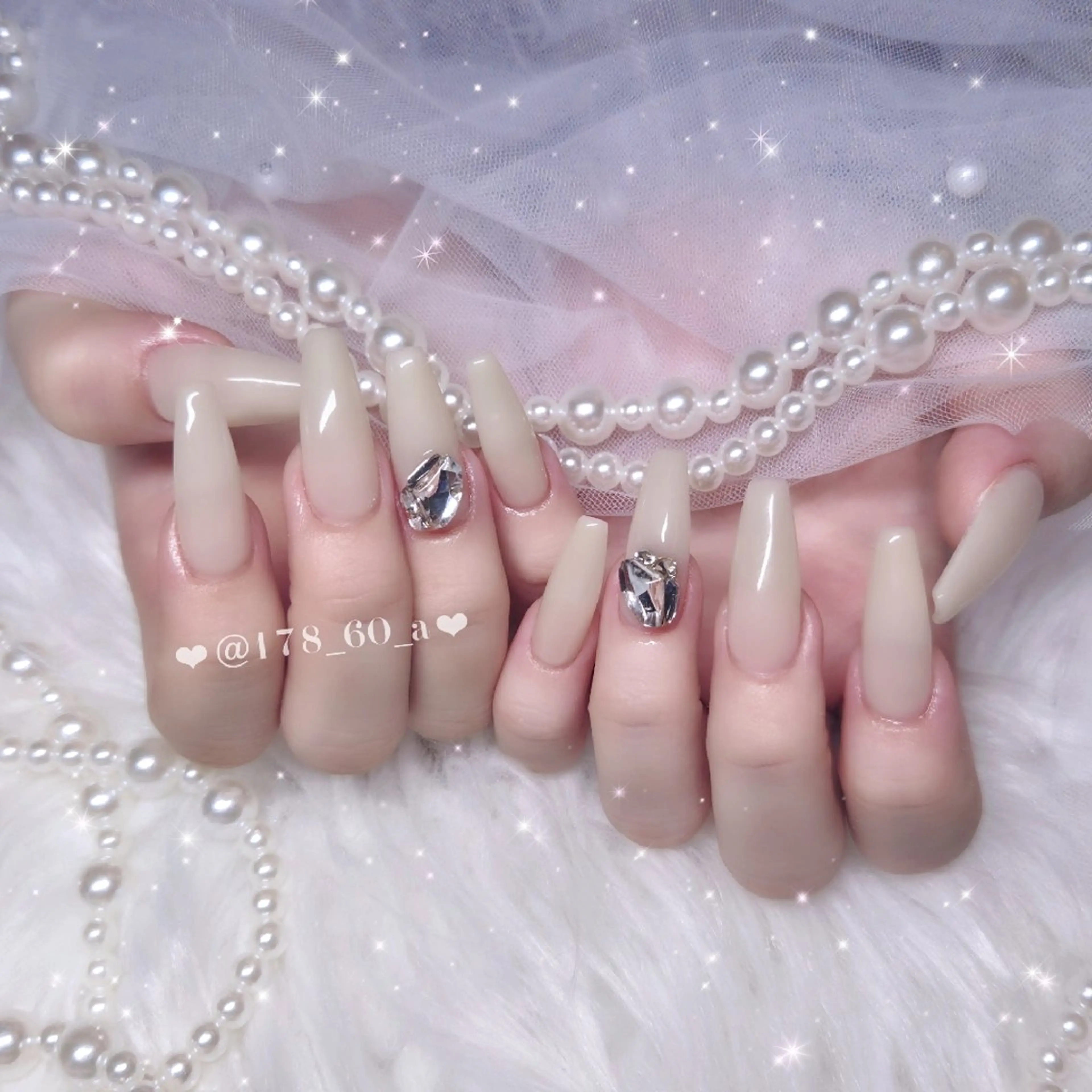 ネイル ワンカラーネイル スカルプネイル シンプルネイル ハンドネイル HAPPINAS🎀  れん🖤痛ネイルのネイルデザイン