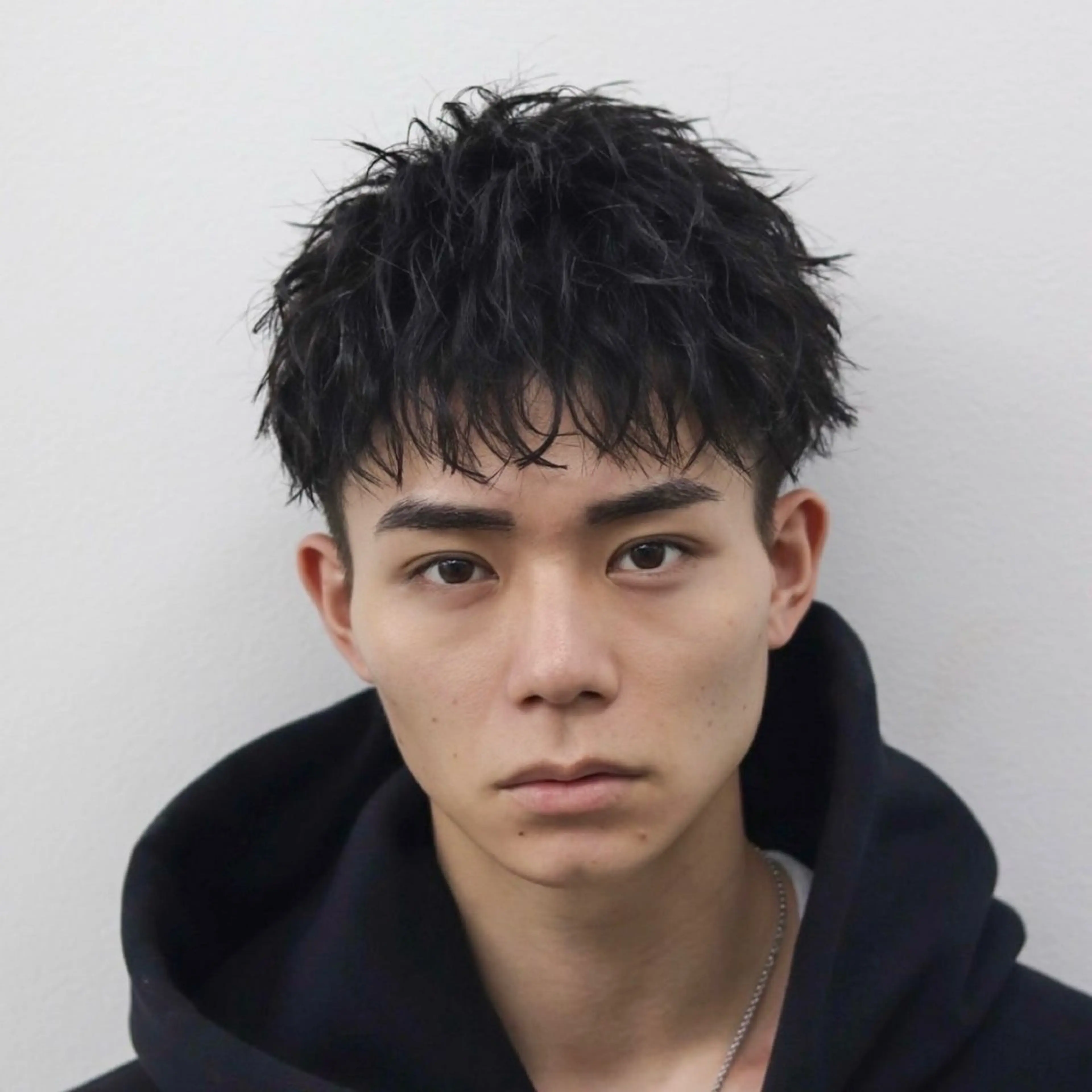 ショート メンズ メンズフェザー毛流れ パーマASHU渋谷のヘアスタイル