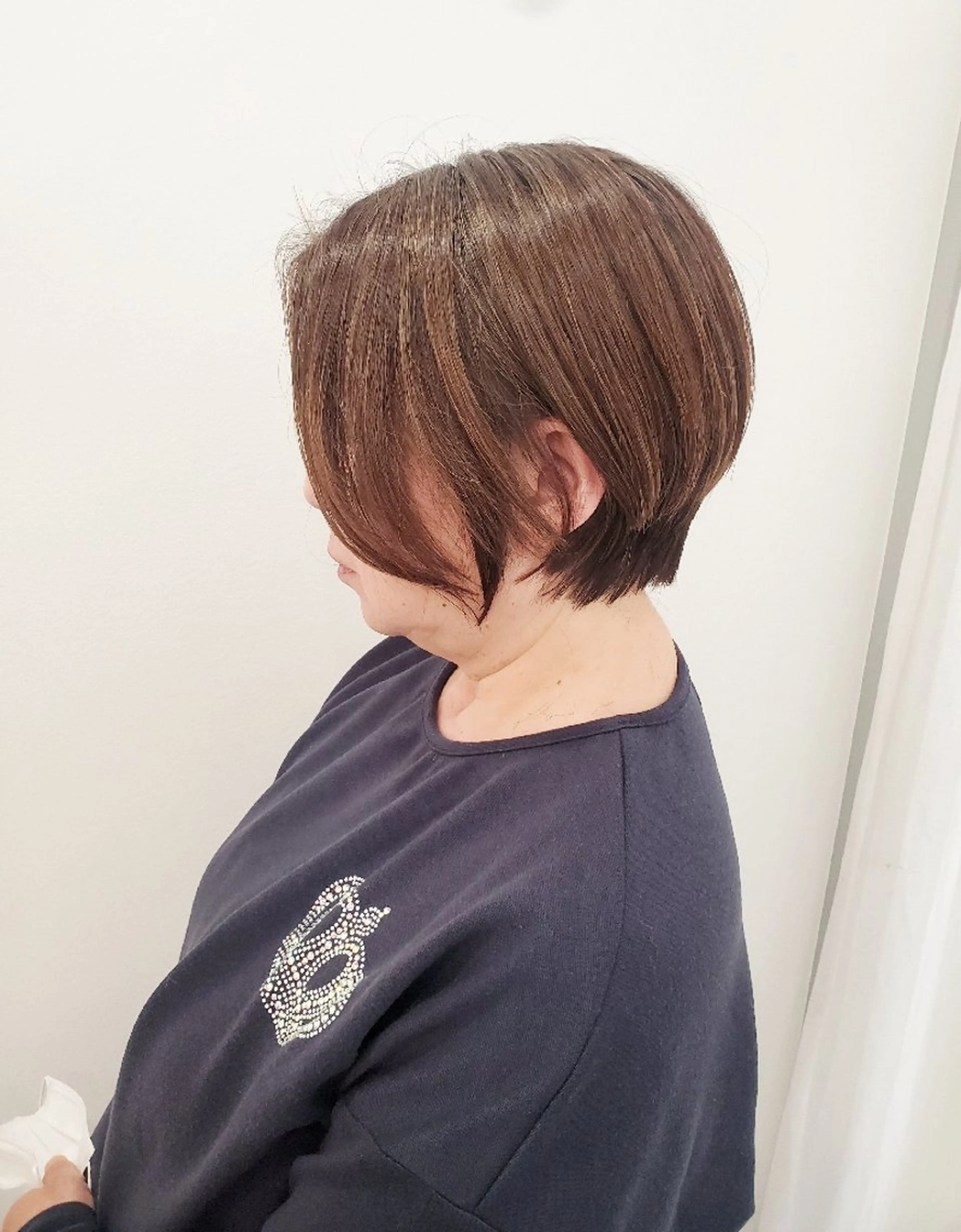 ショート カラー カット ヘアカラー トリートメント ヘッドスパ 齋藤 愛美のヘアスタイル