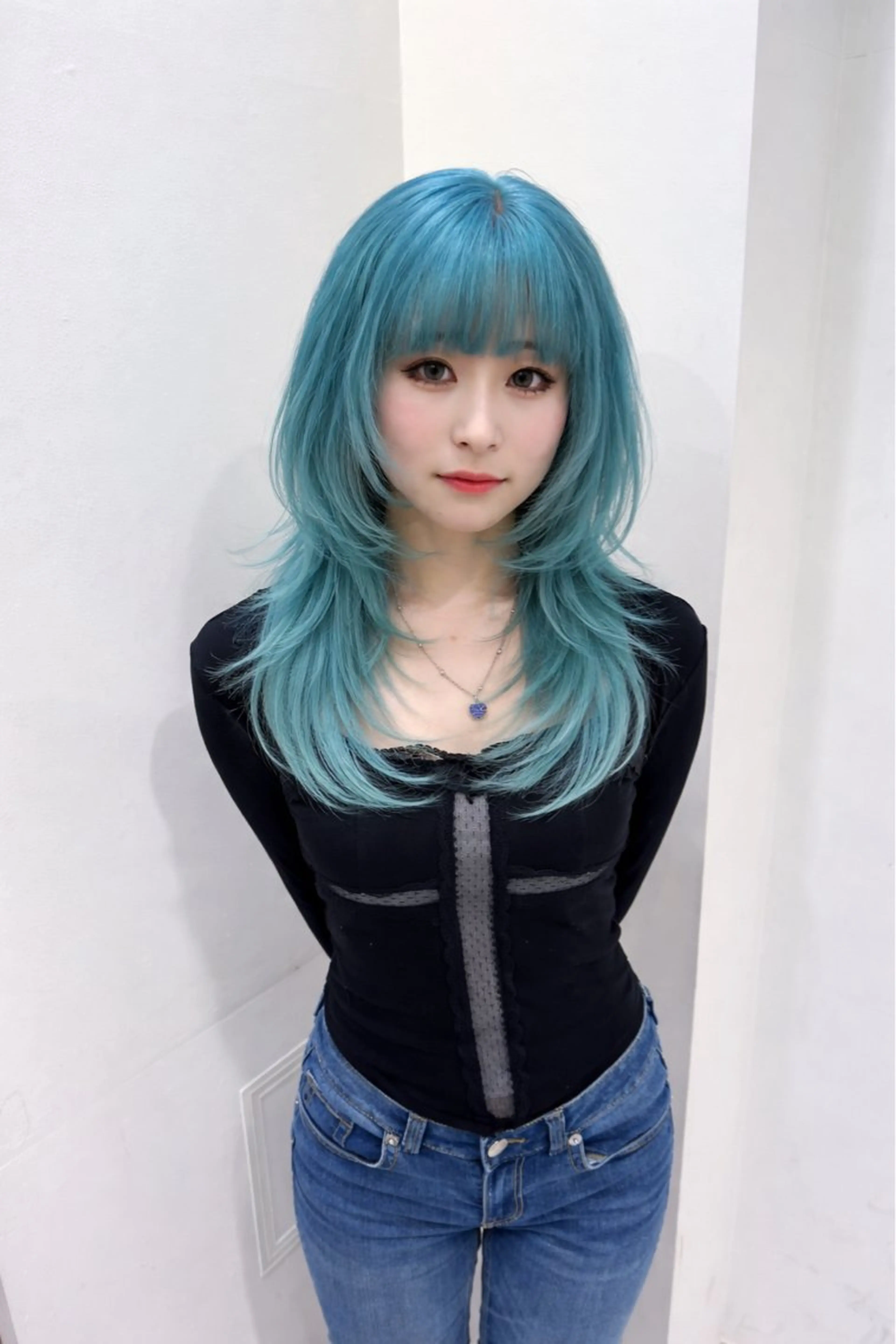 ロング カラー ヘアアレンジ カット ヘアカラー トリートメント ヘッドスパ ヘアセット 韓国レイヤーカット /韓国トレンドカラーのヘアスタイル